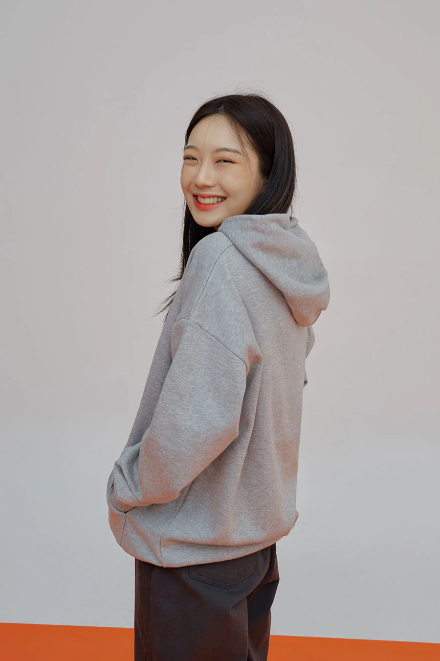 Essential Hoodie J23 - Image 11