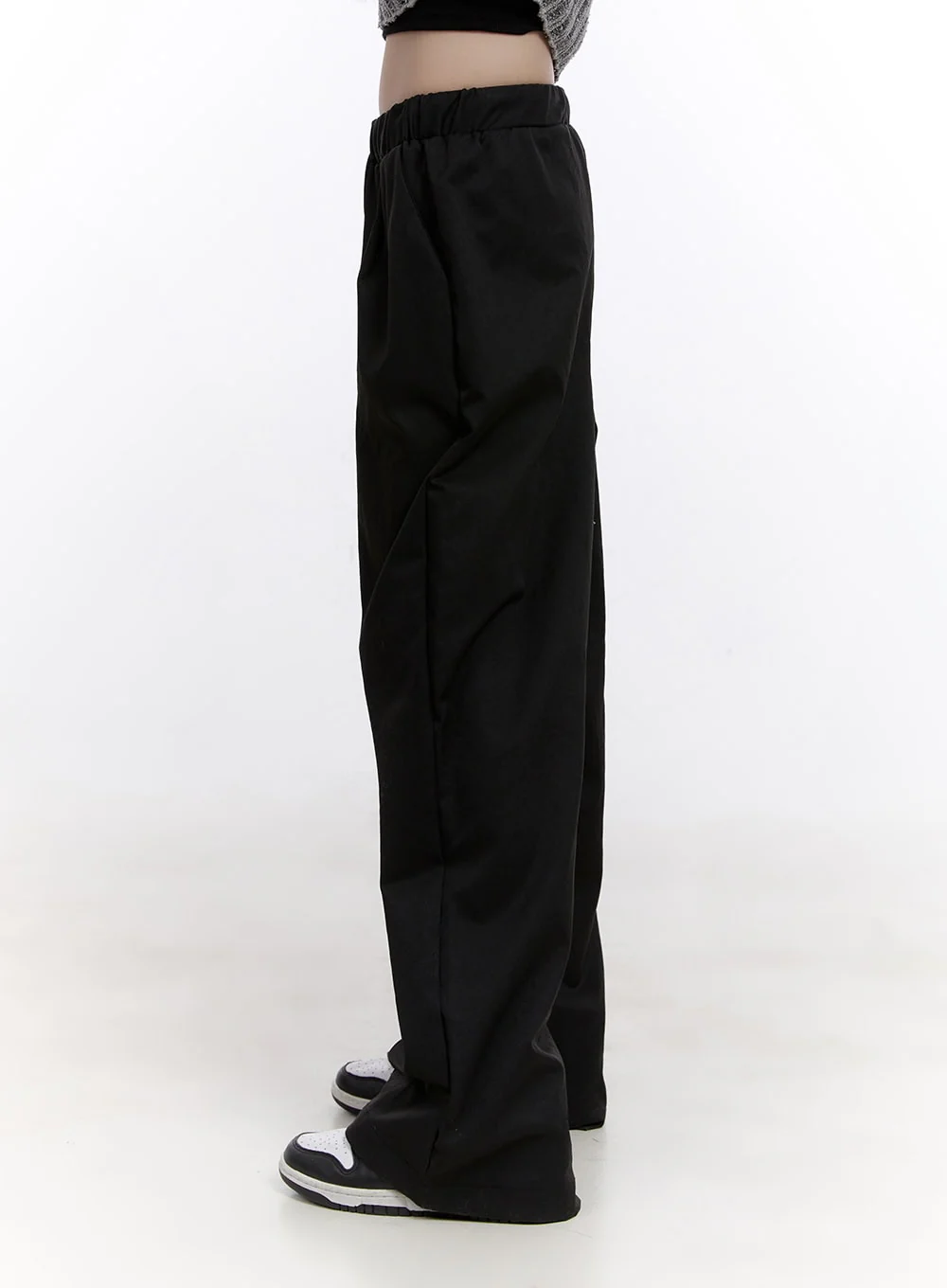 Essential Wide-Fit Sweatpants CF511 - Image 5