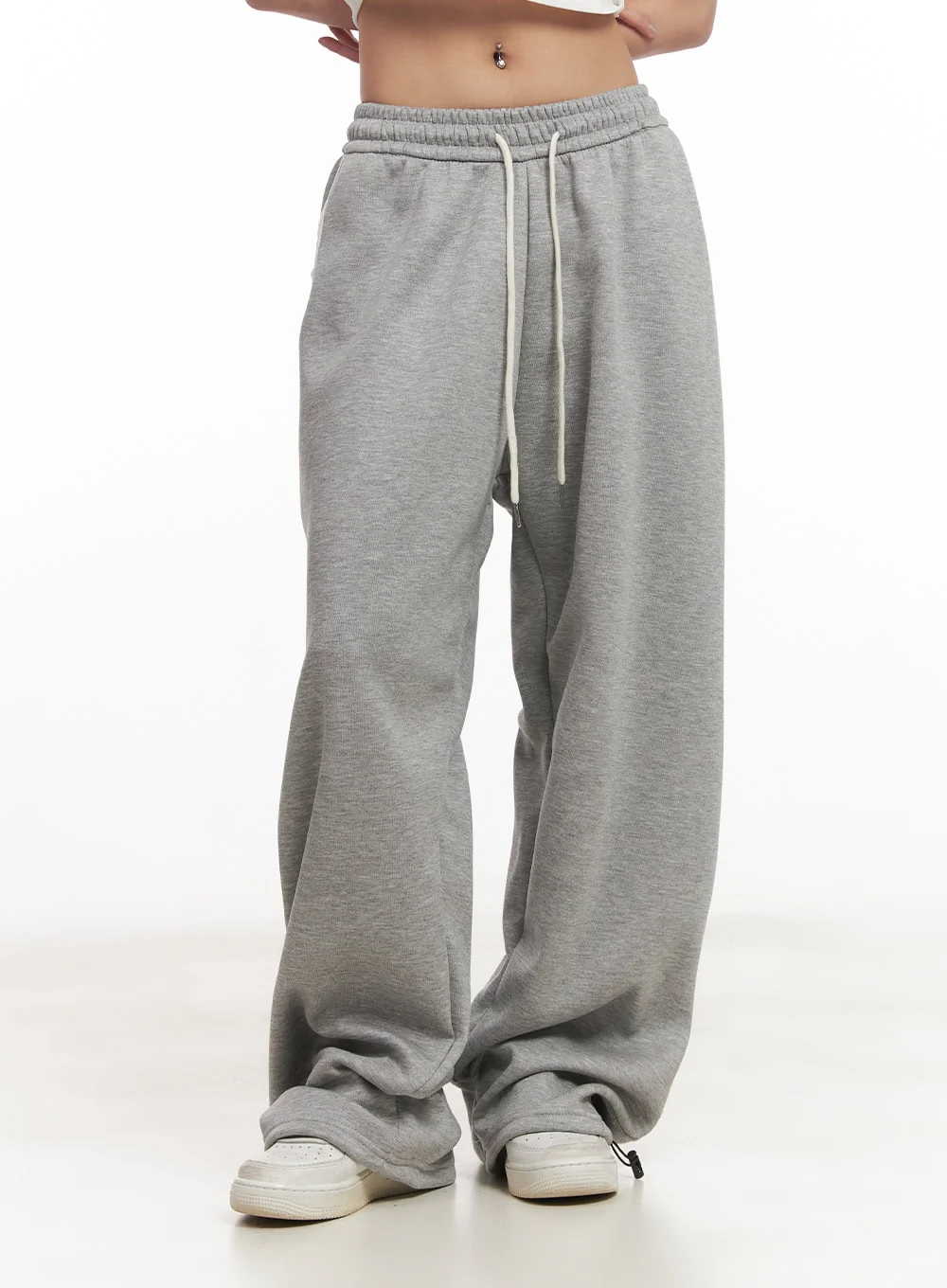 Essential Wide-fit Sweatpants CM505 - Image 10