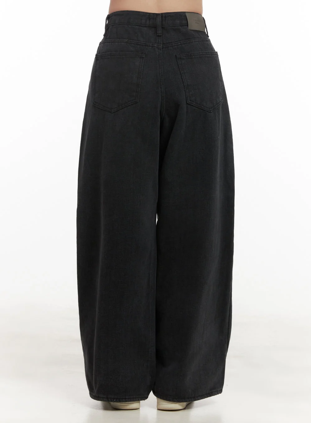 Essential Wide-Leg Pants IJ510 - Image 4