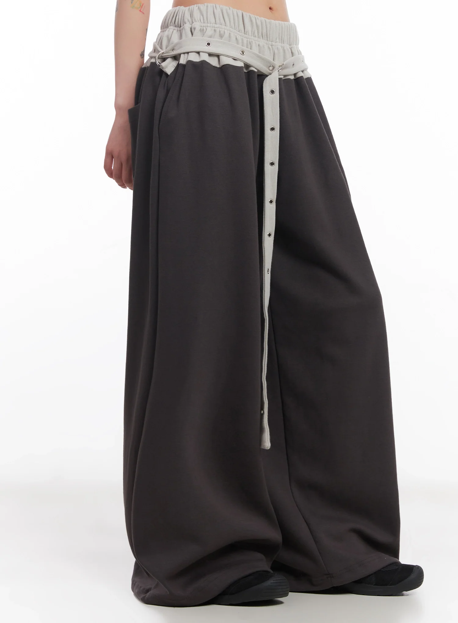 Eyelet Belted Trousers IC503 - Image 9
