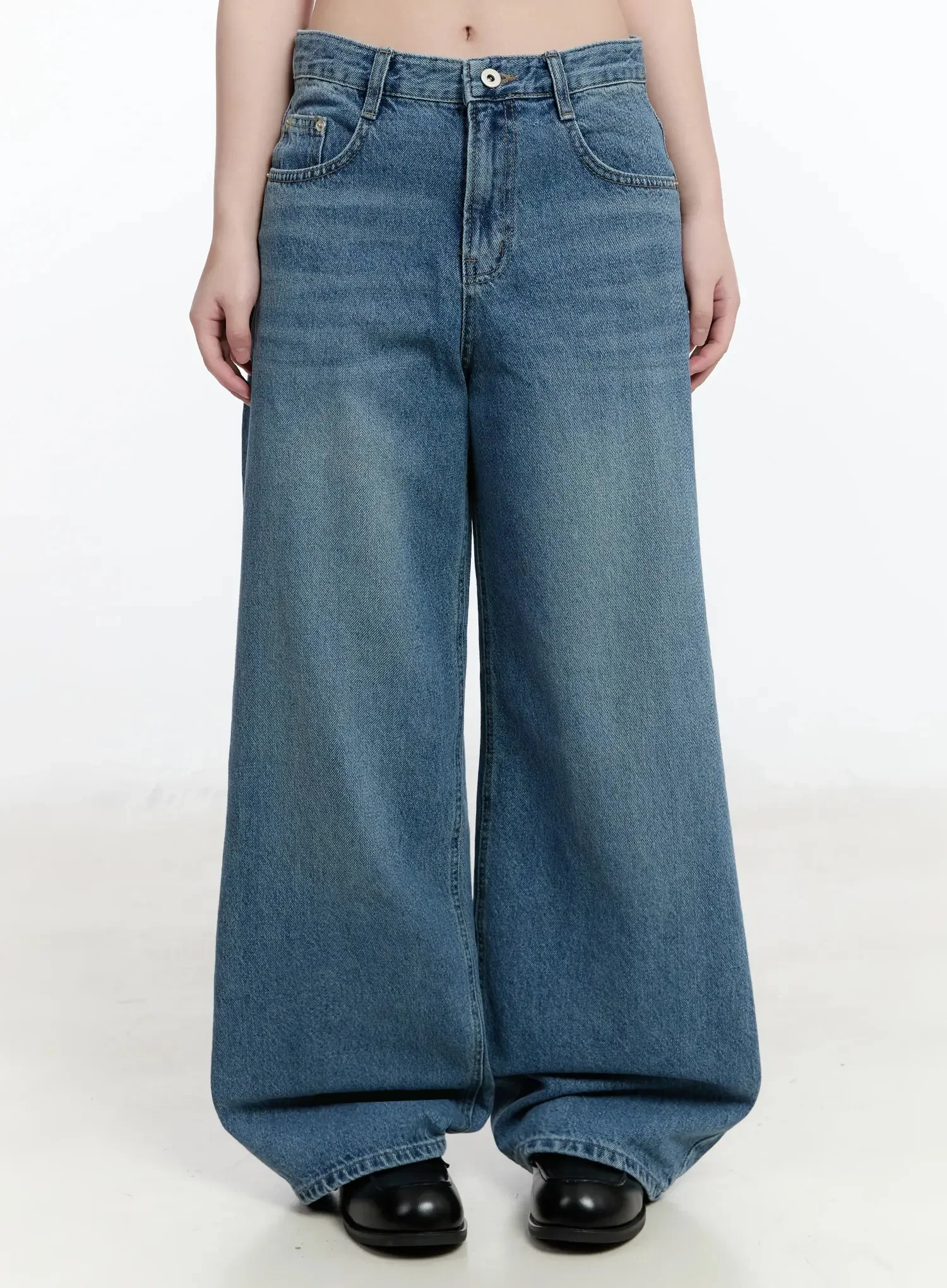 Fallon Classic Wide Leg Jeans IM519