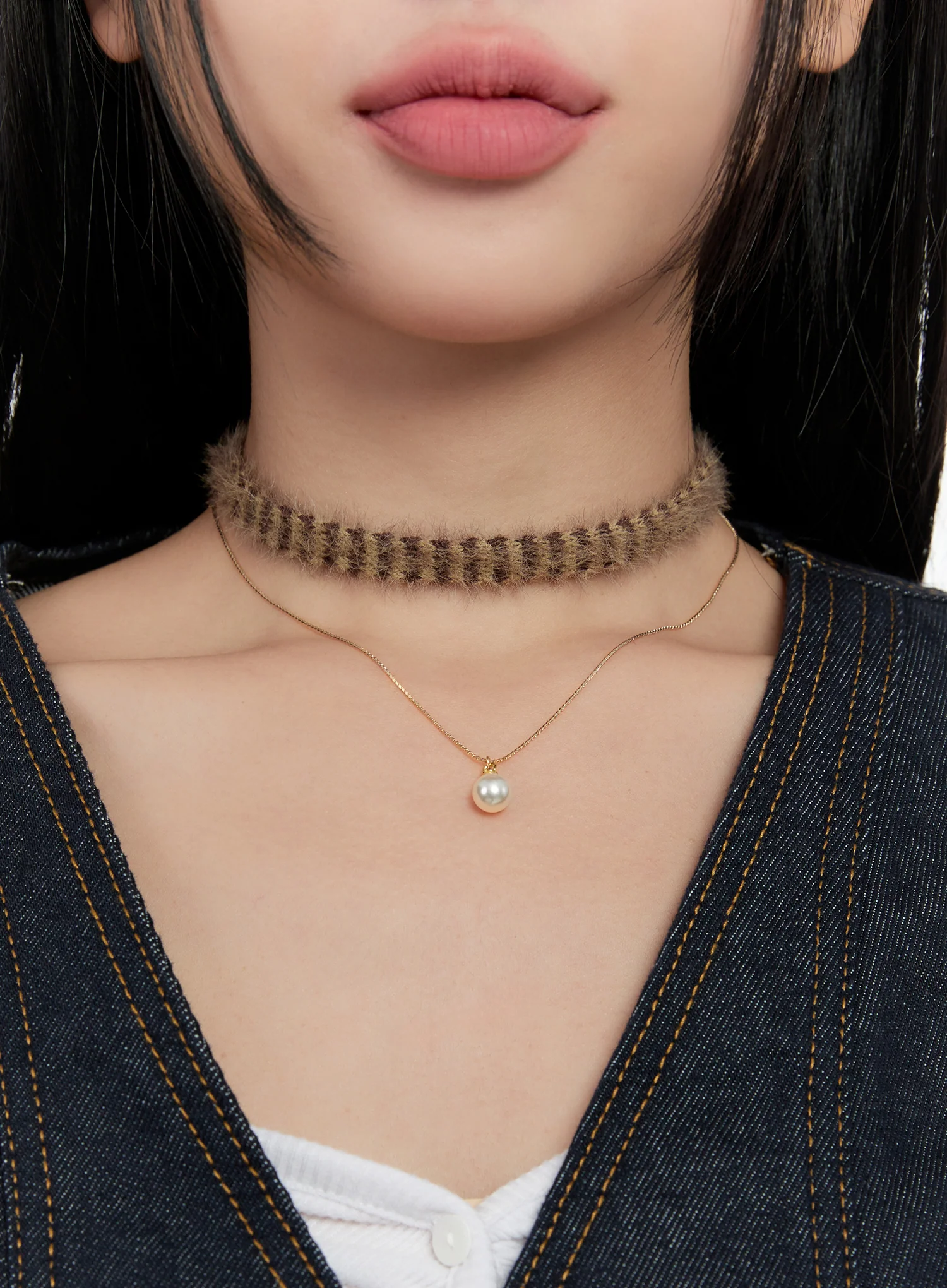 Faux Fur Choker Necklace CN506