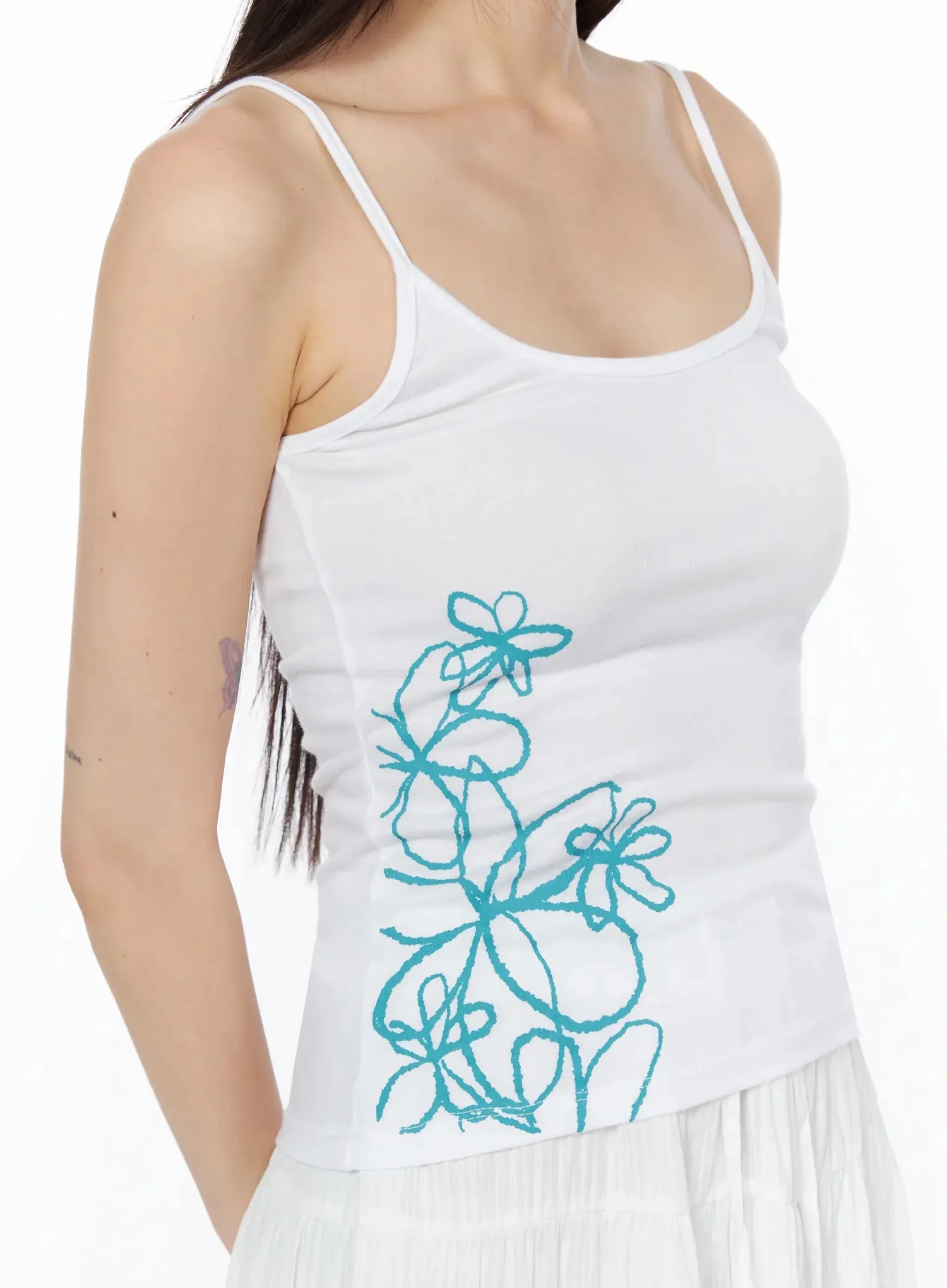 Floral Embroidered Sleeveless Top IY525 - Image 8