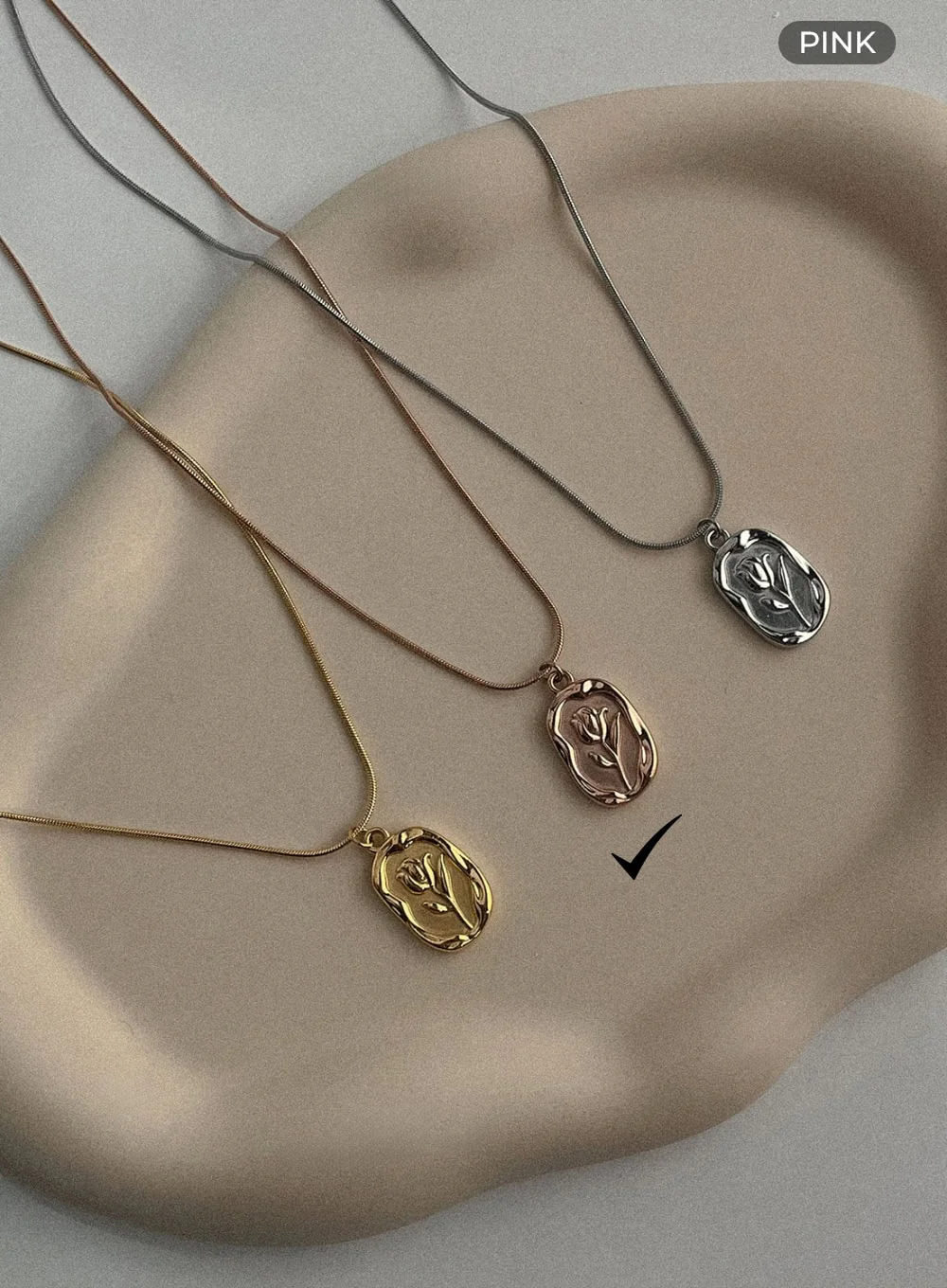 Flower Shilling Necklace IL405 - Image 6