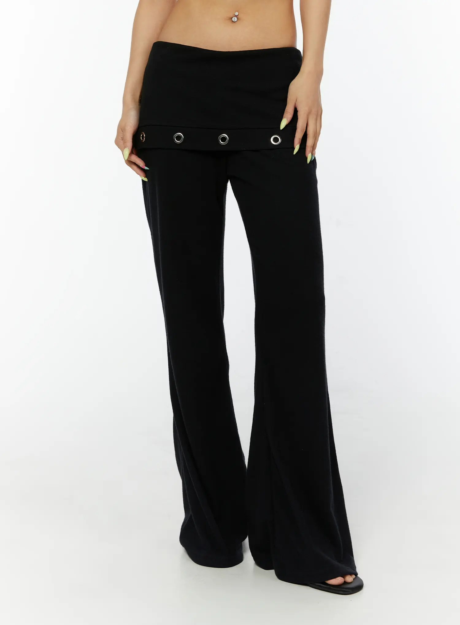 Folded Eyelet Bootcut Sweatpants CY521 - Image 8