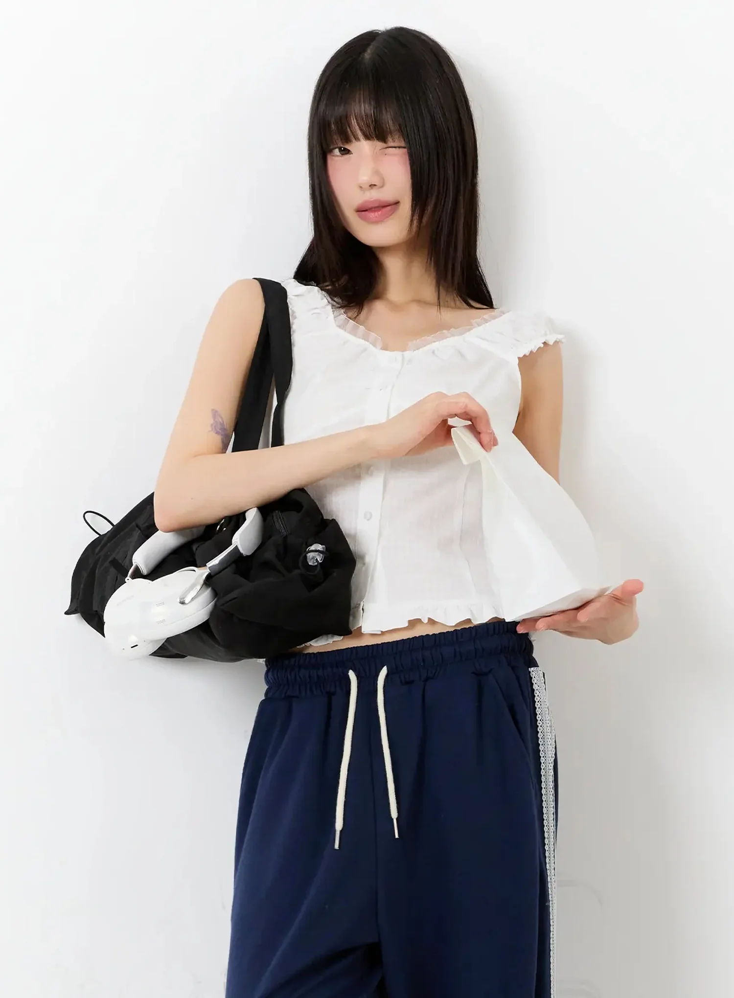 Frill-Trim Sleeveless Blouse IU525 - Image 13