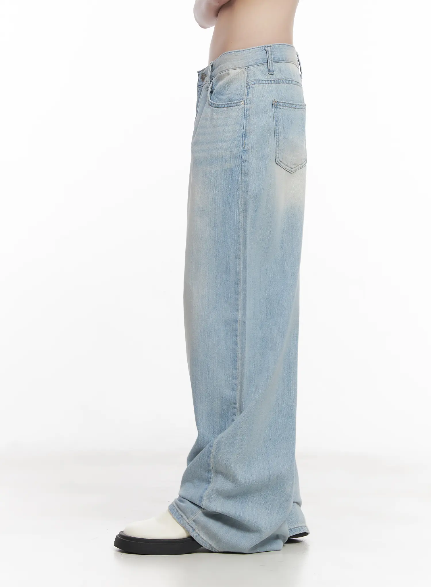 Garam Washed Wide-Leg Jeans CU518 - Image 6