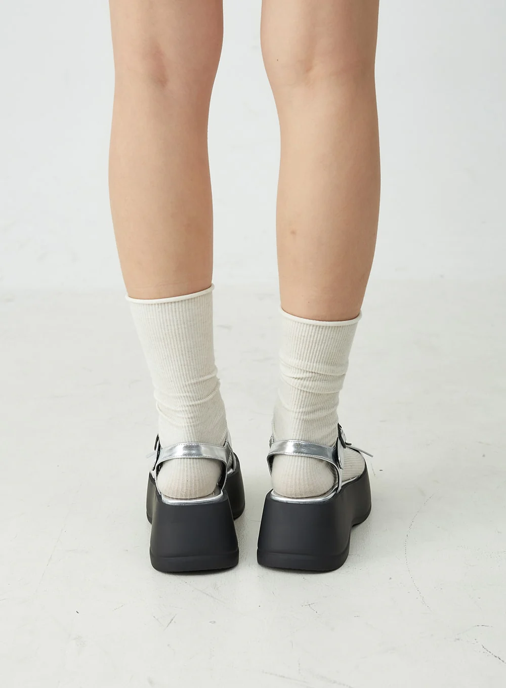 Glossy Double Buckled Chunky Platform Sandals OU14 - Image 6