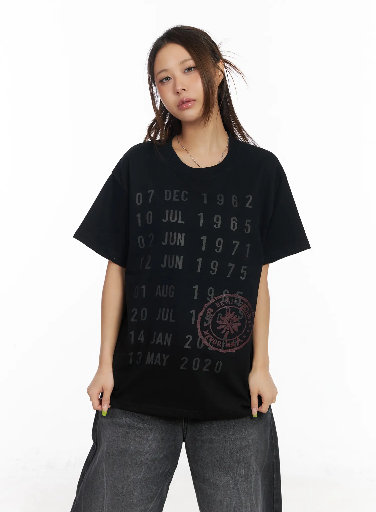 Graphic Date Print T-Shirt CM520 - Image 5