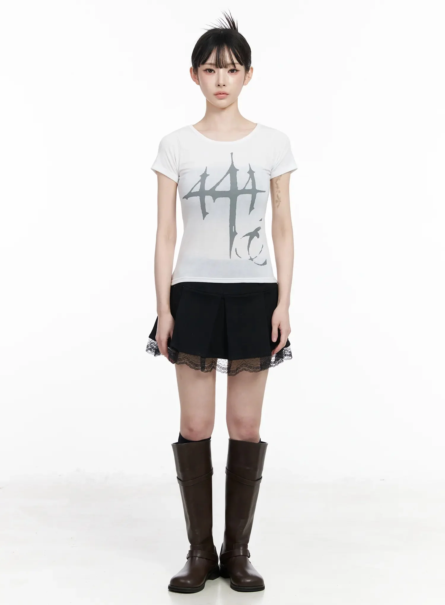 Graphic Numbered Tee IU512 - Image 3