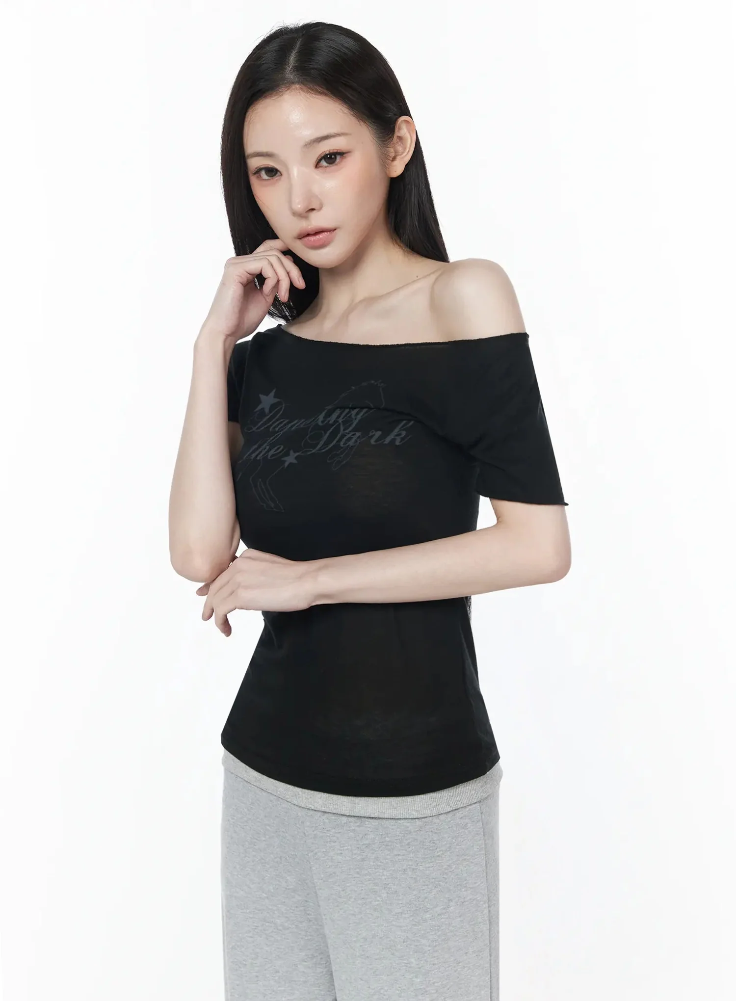 Graphic Off-Shoulder Top IU512 - Image 12