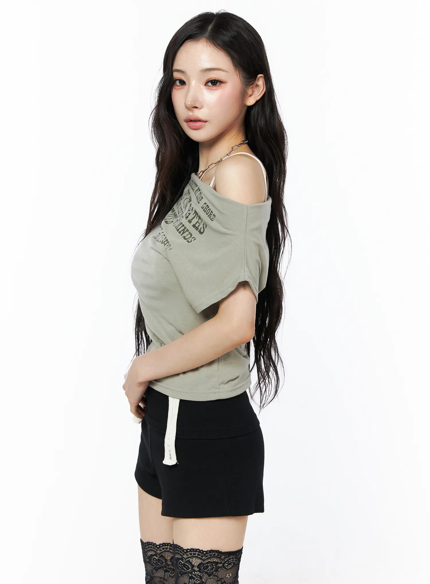 Graphic Print Off-Shoulder Top CU511 - Image 7