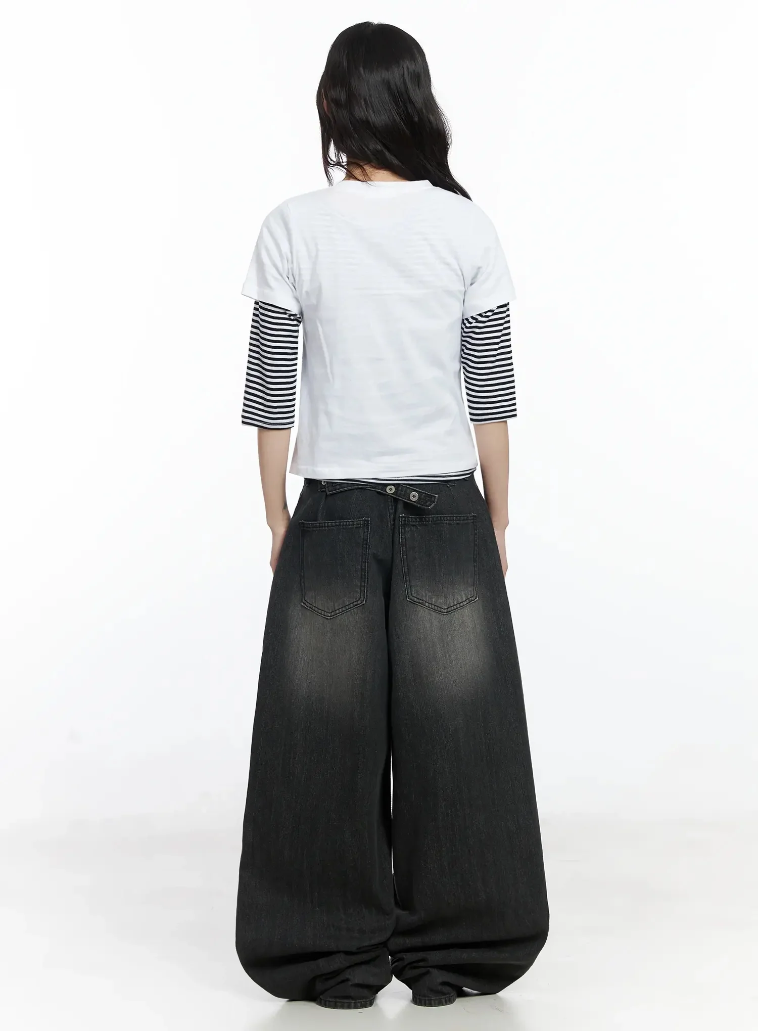 Graphic Print Tee IF505 - Image 13