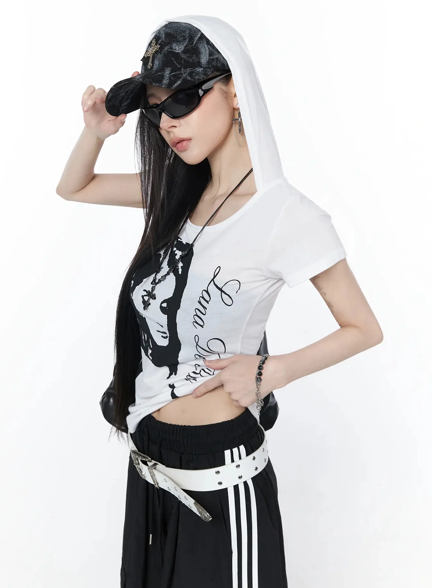 Graphic Slim Fit Short Sleeve Hoodie IU512
