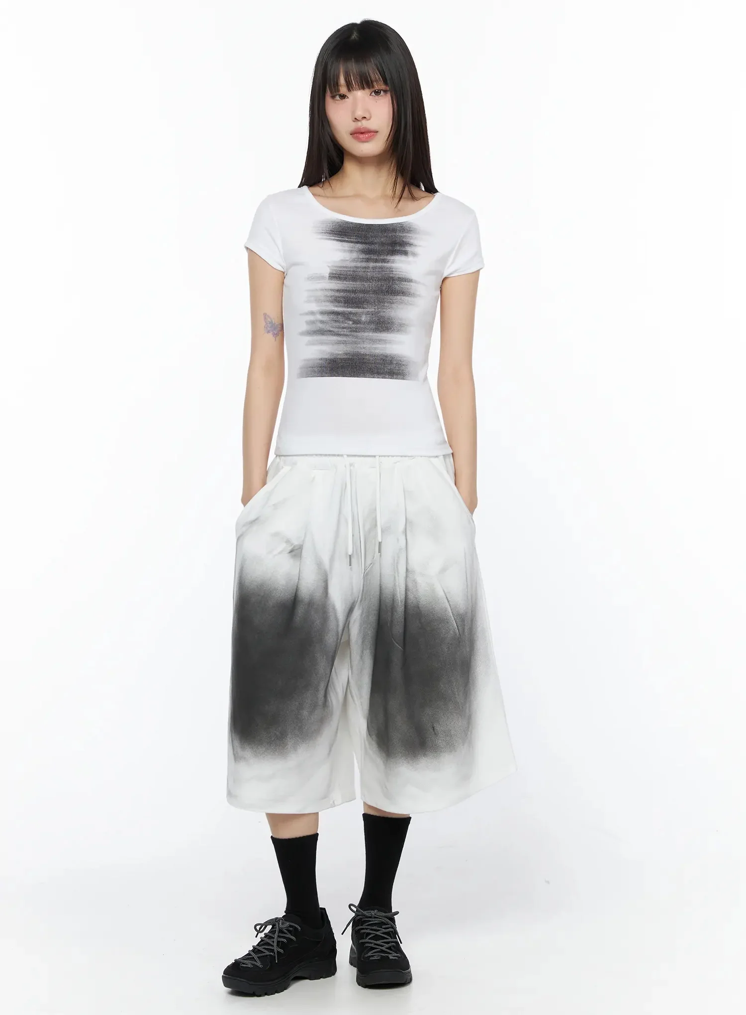 Grunge Wash Graphic Tee IY525 - Image 5