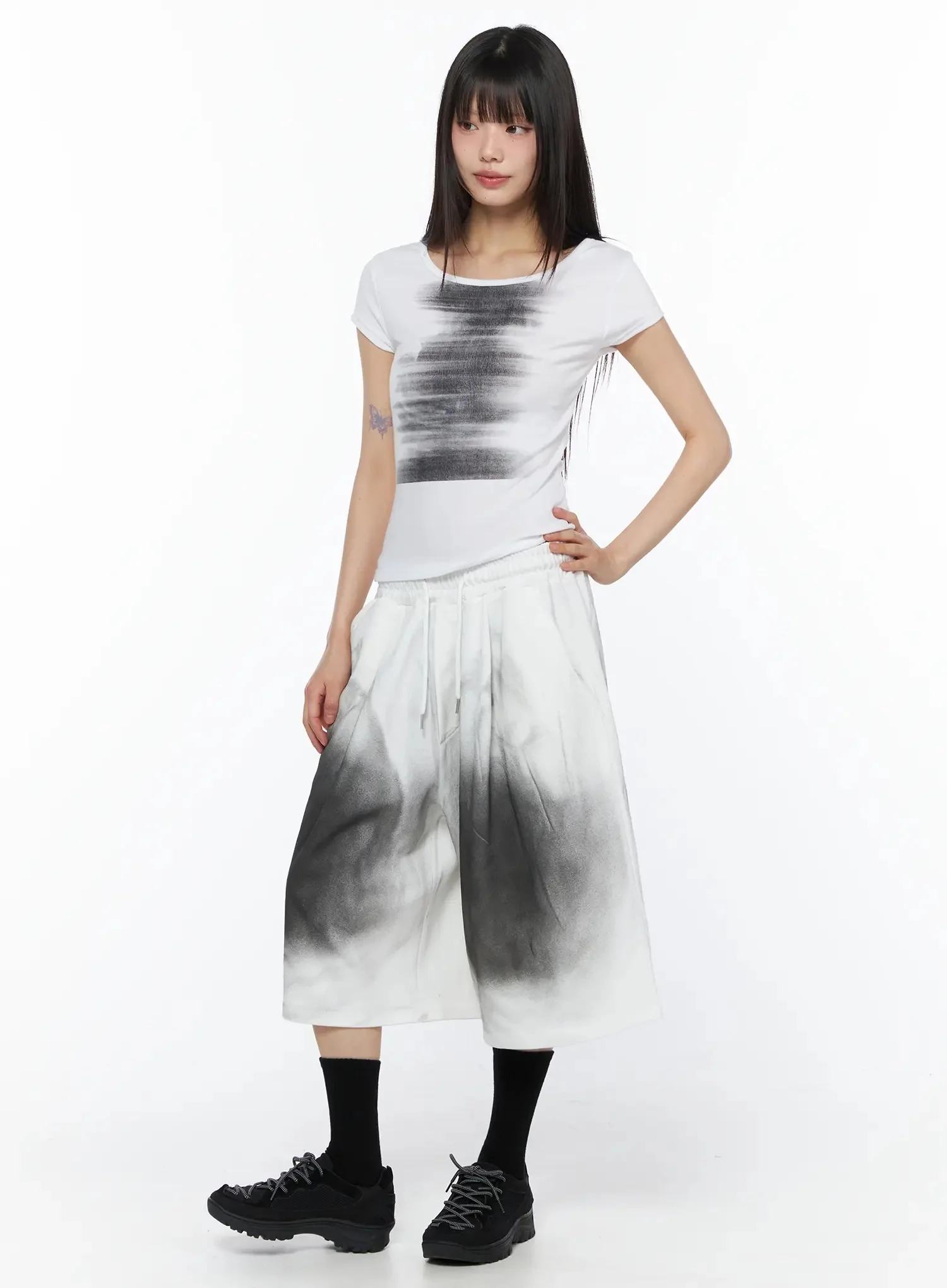 Grunge Wash Graphic Tee IY525 - Image 6