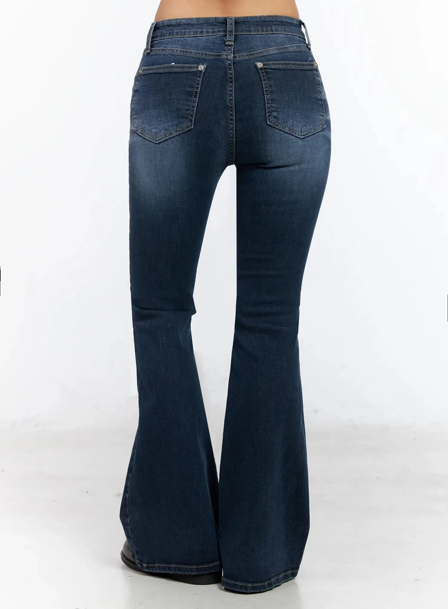 Haeu Dark Wash Bootcut Jeans CA513 - Image 12