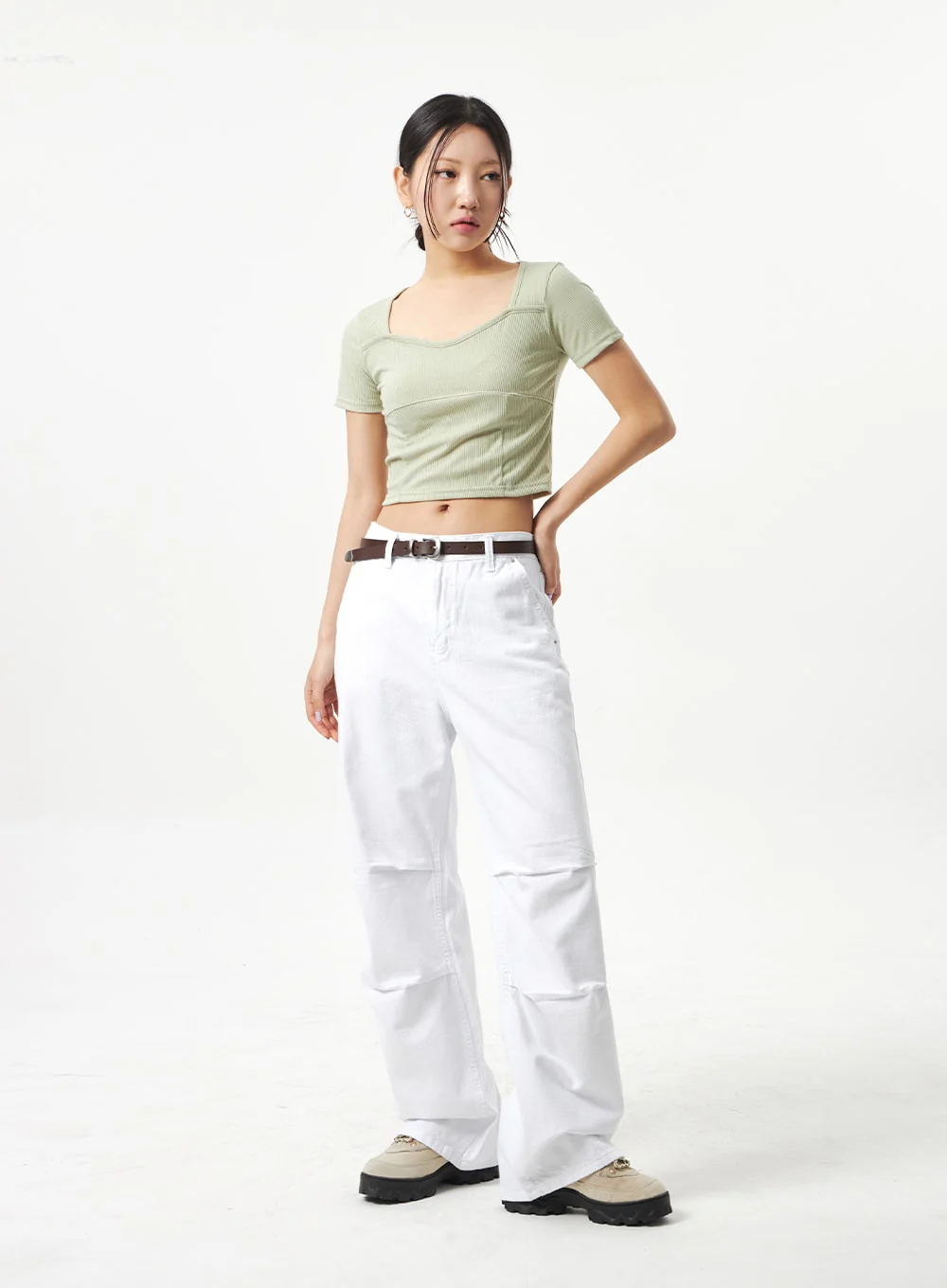 Heart Neck Cropped Tee CA320 - Image 14