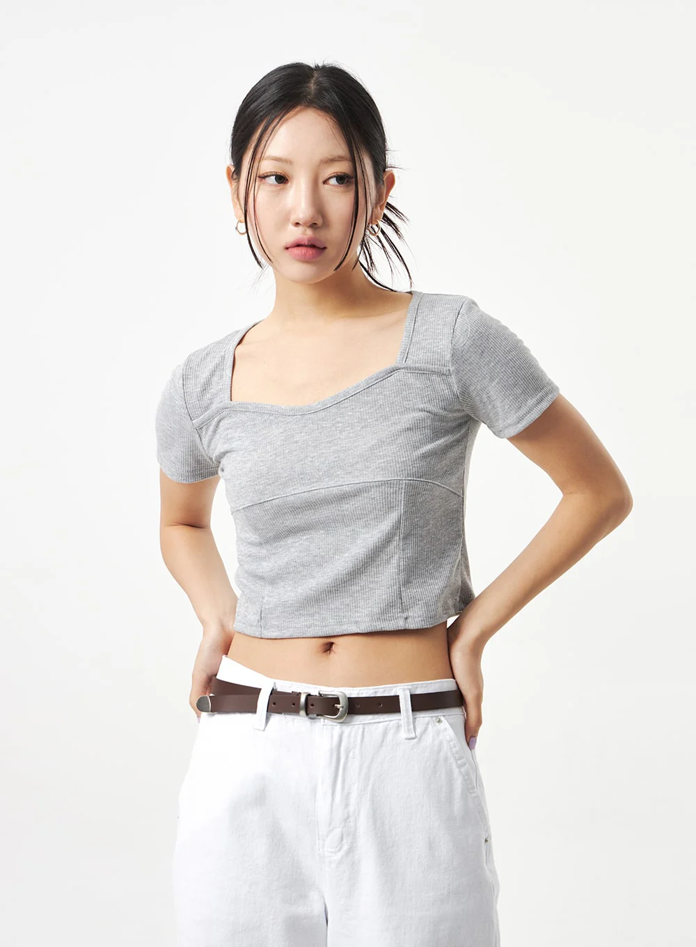 Heart Neck Cropped Tee CA320 - Image 18