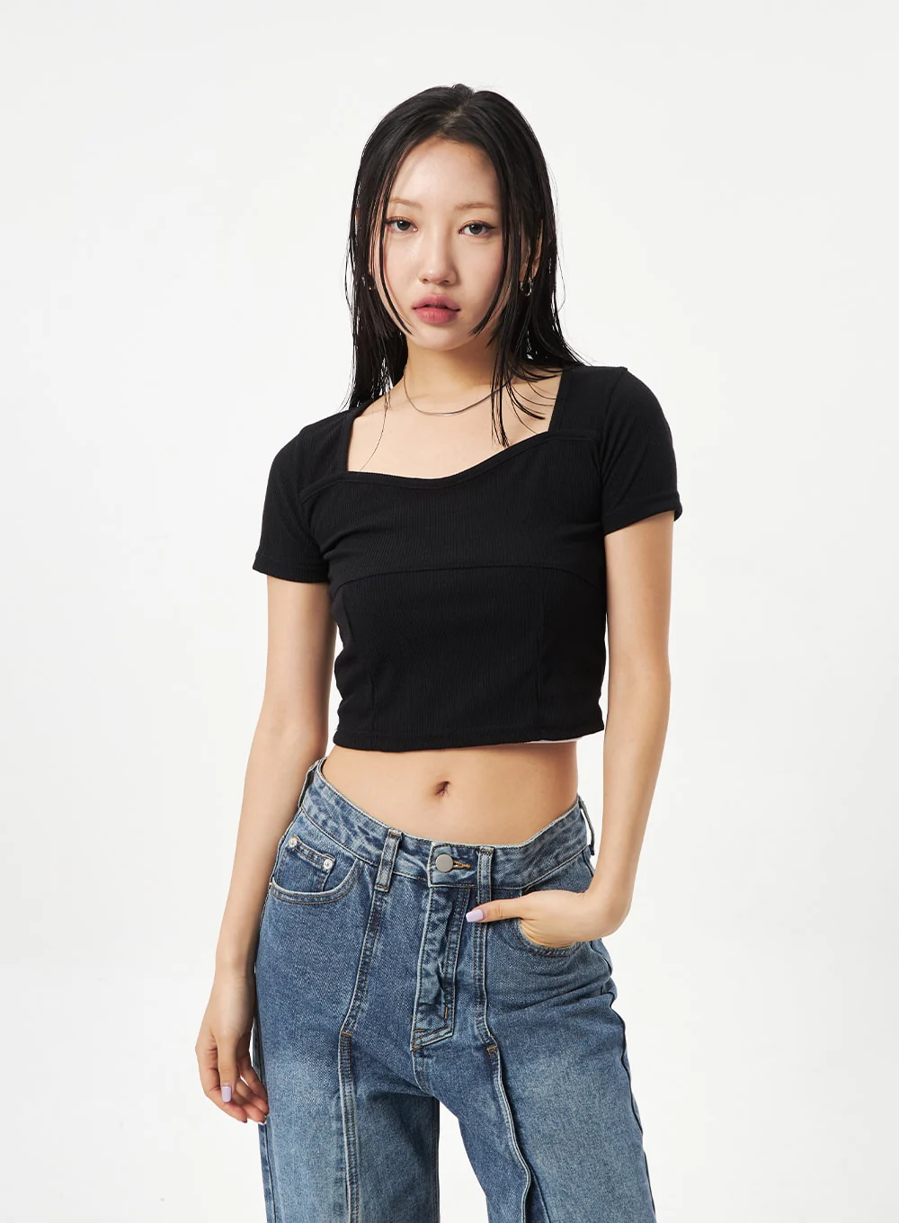 Heart Neck Cropped Tee CA320 - Image 26