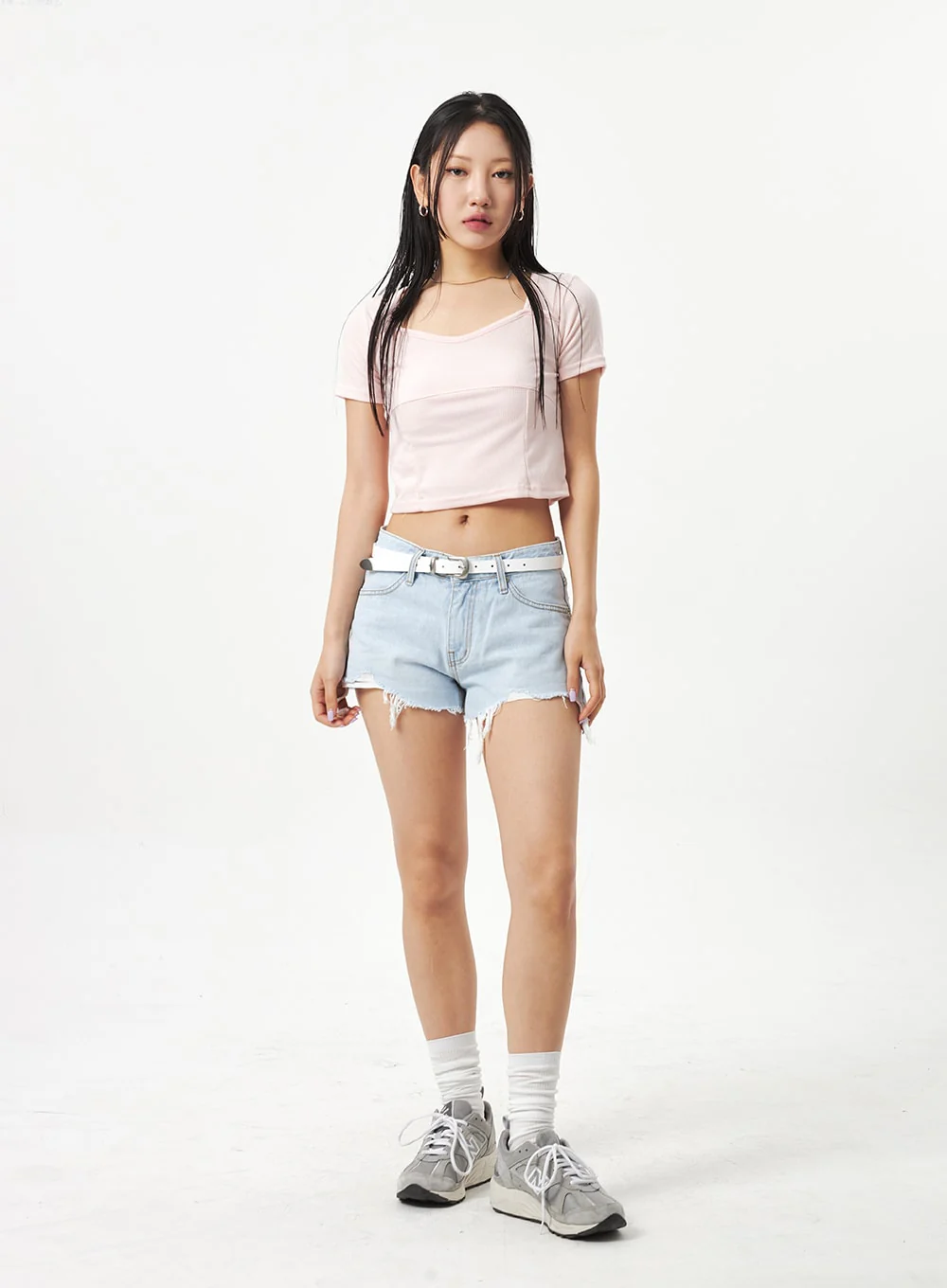 Heart Neck Cropped Tee CA320 - Image 7