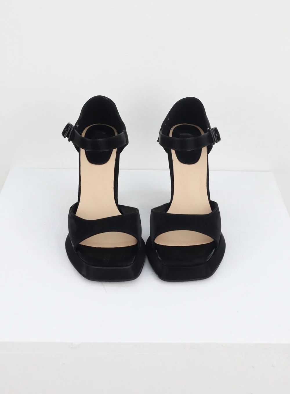 Heel Buckle Sandals IU322 - Image 12