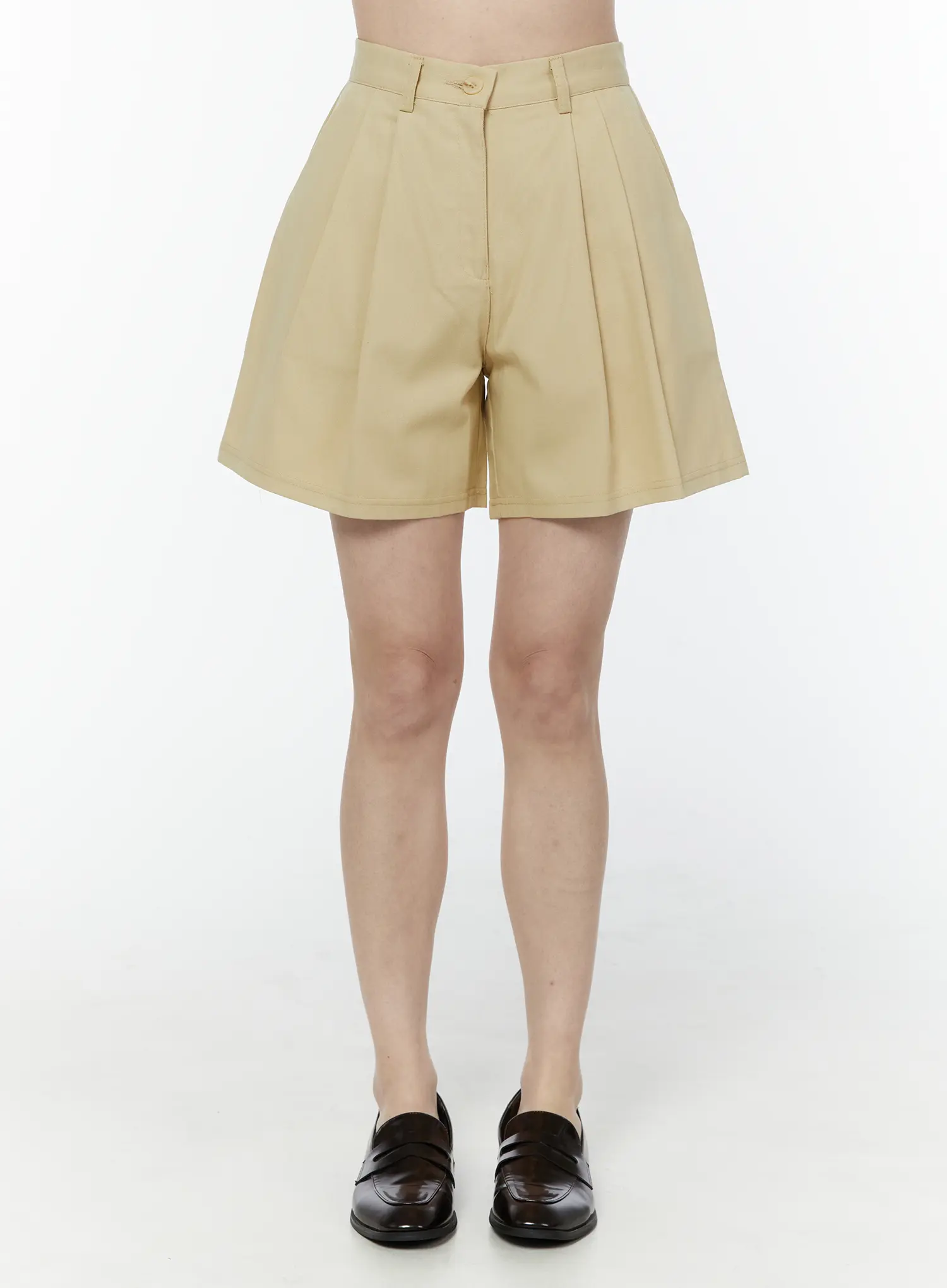High-Waist Pleated Wide Shorts IU505 - Image 5