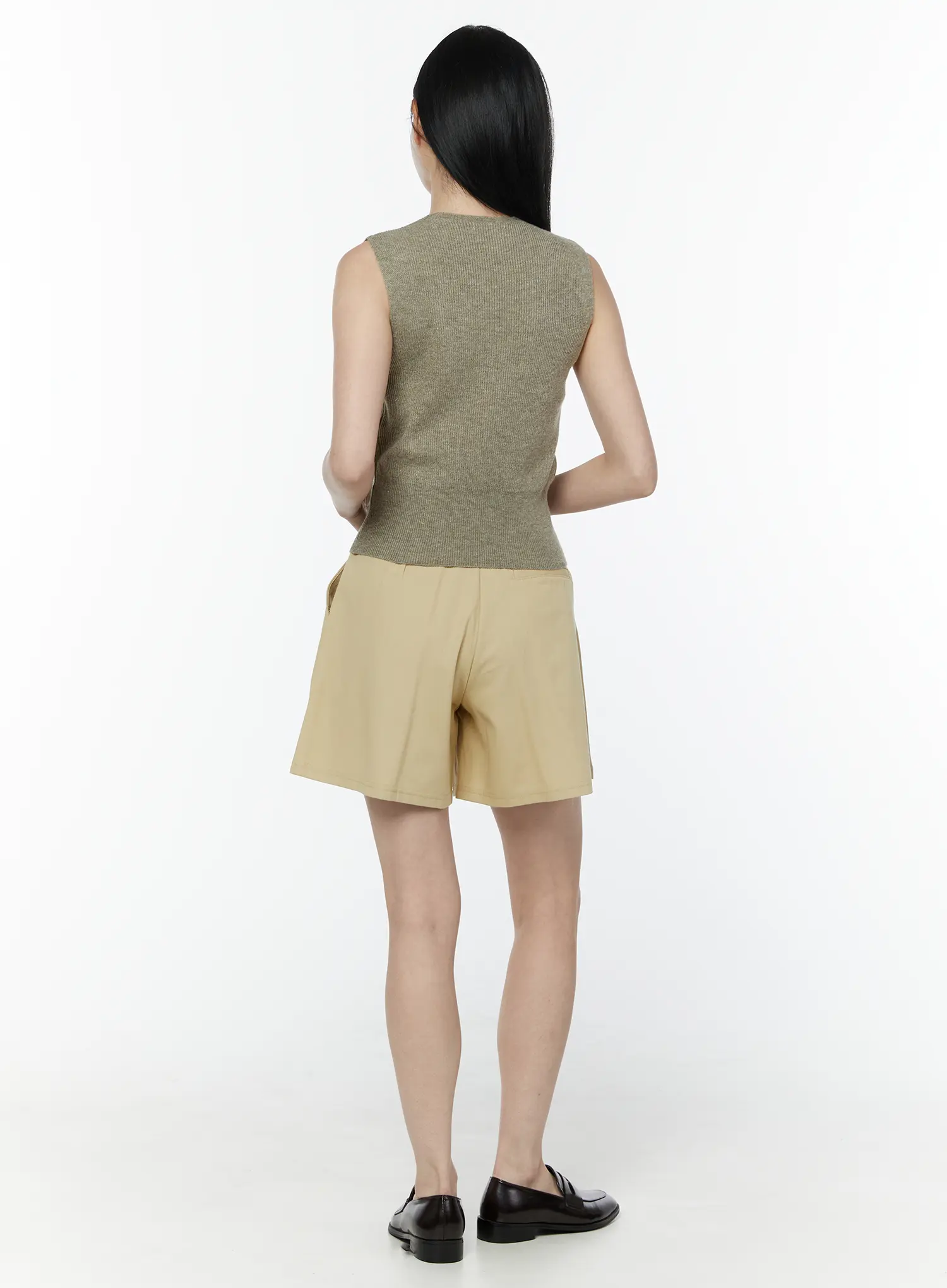 High-Waist Pleated Wide Shorts IU505 - Image 8