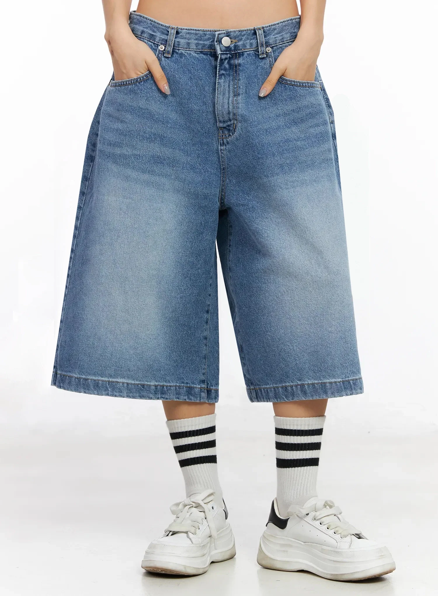 High-Waist Washed Wide-Leg Jorts IA507 - Image 5