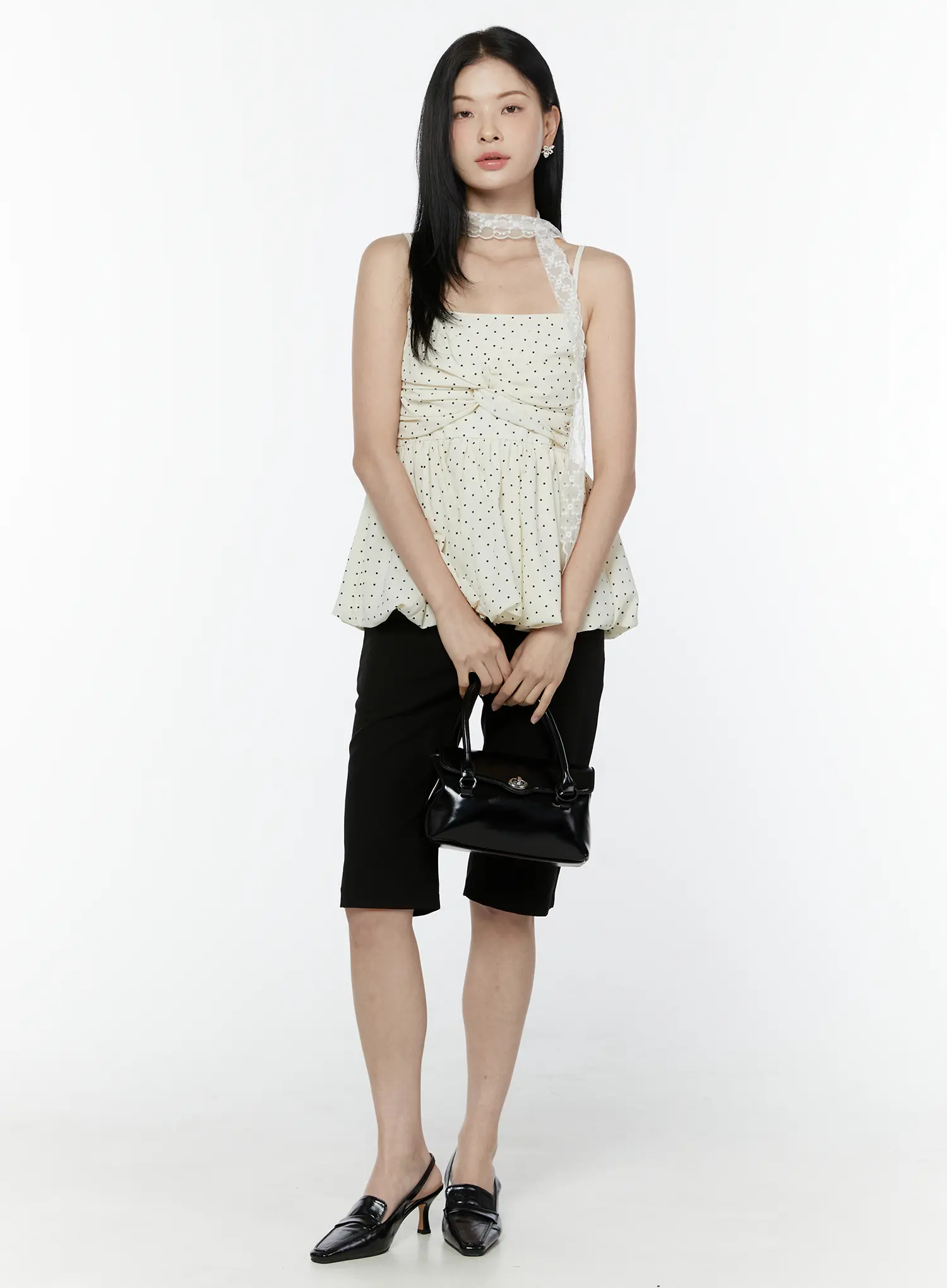 High-Waisted Button Capri Pants IU505