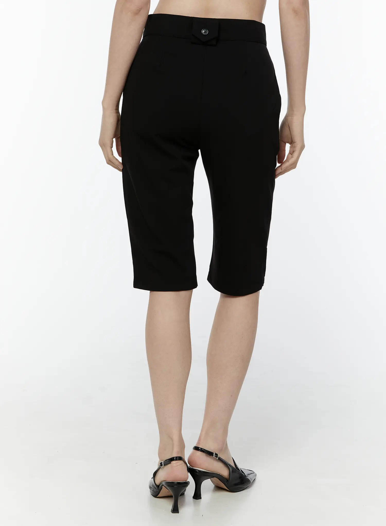 High-Waisted Button Capri Pants IU505 - Image 10