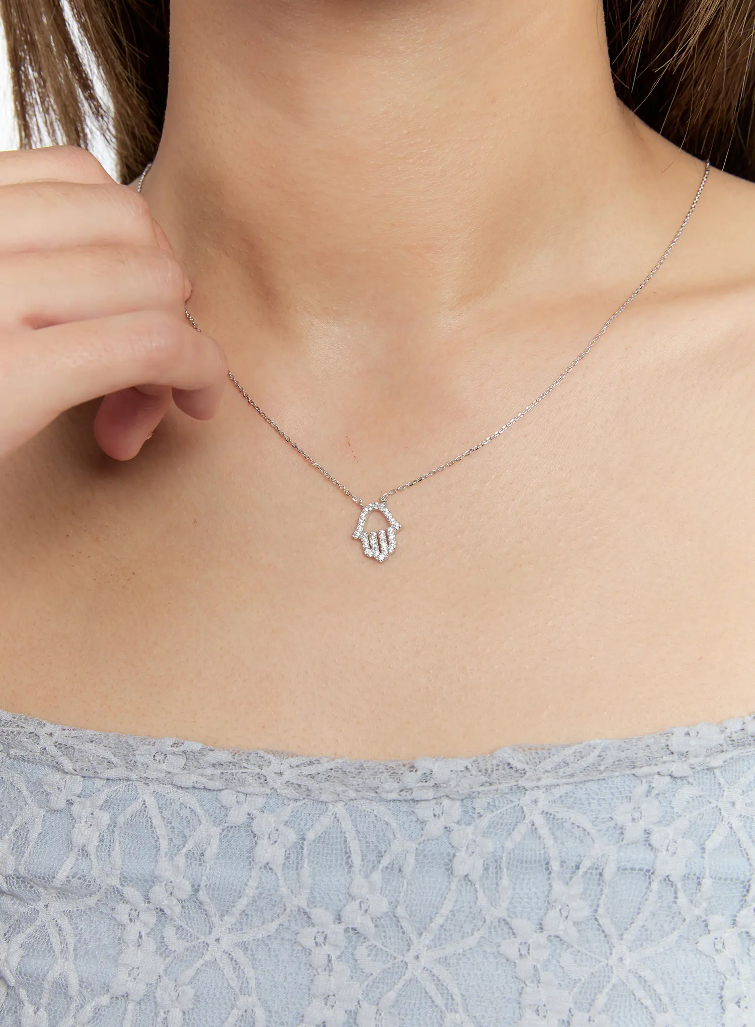 Hiyo Necklace IS517