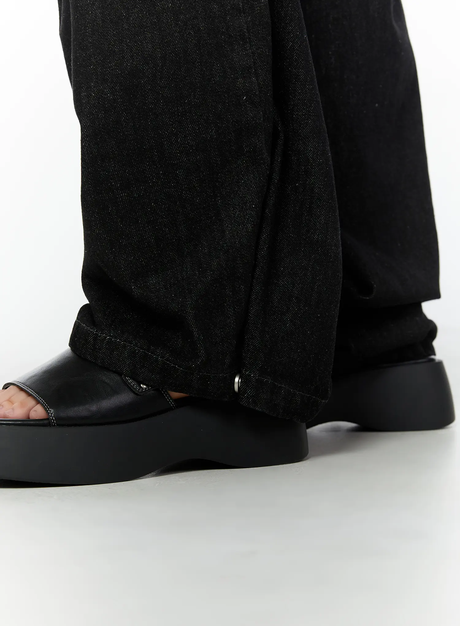 Jax Snap-Button Dark Wash Wide-Leg Jeans CY514 - Image 2