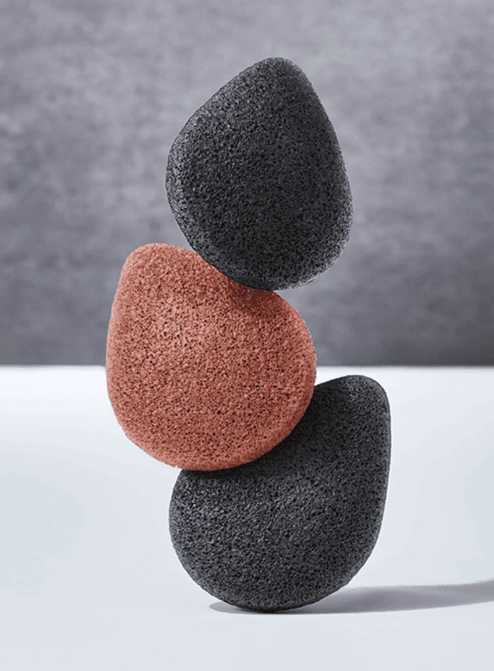 JEJU Volcanic Scoria Konjac Sponge (7g) - Image 3