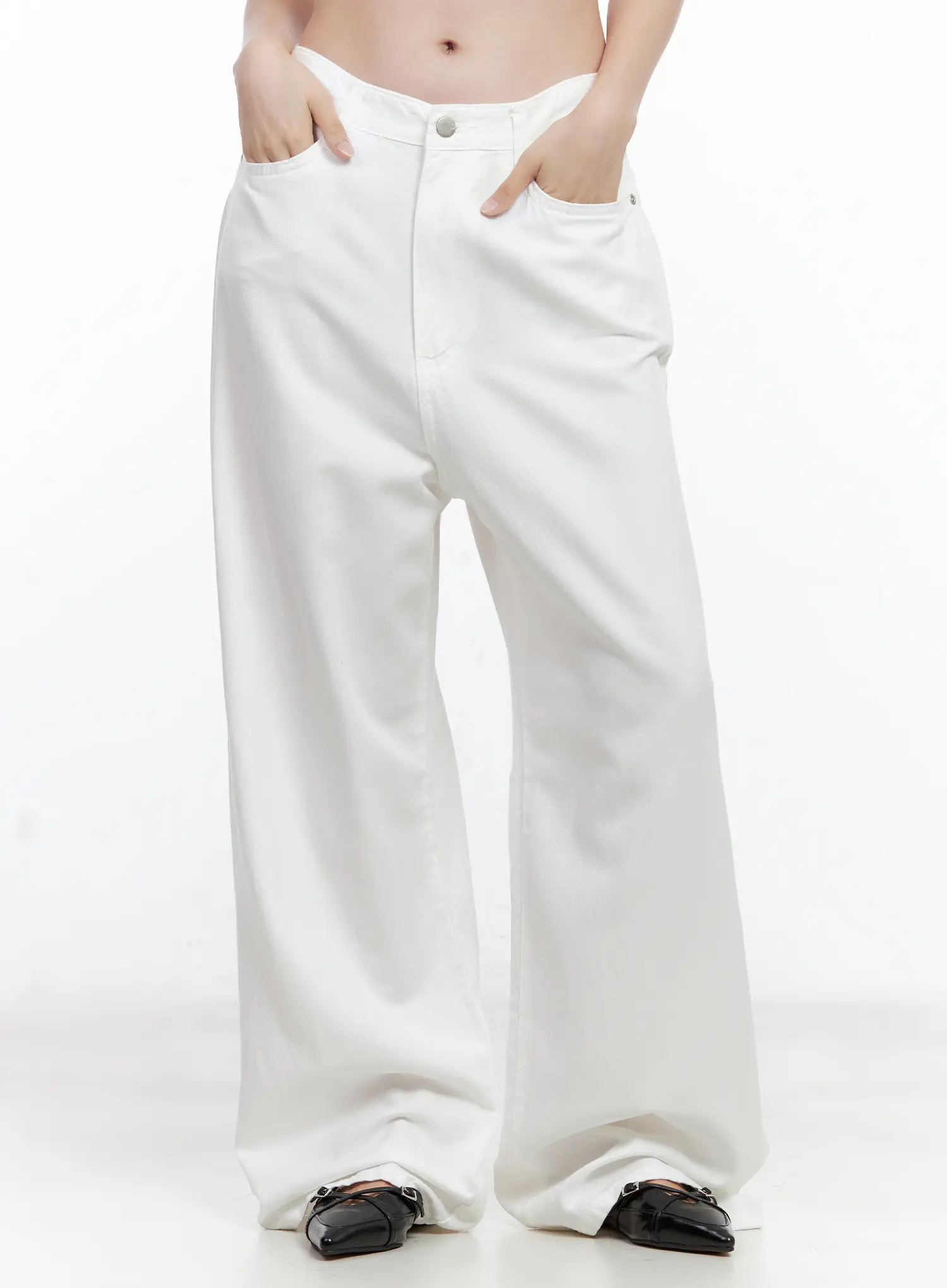 Jennie Baggy Wide-Leg Jeans CL502