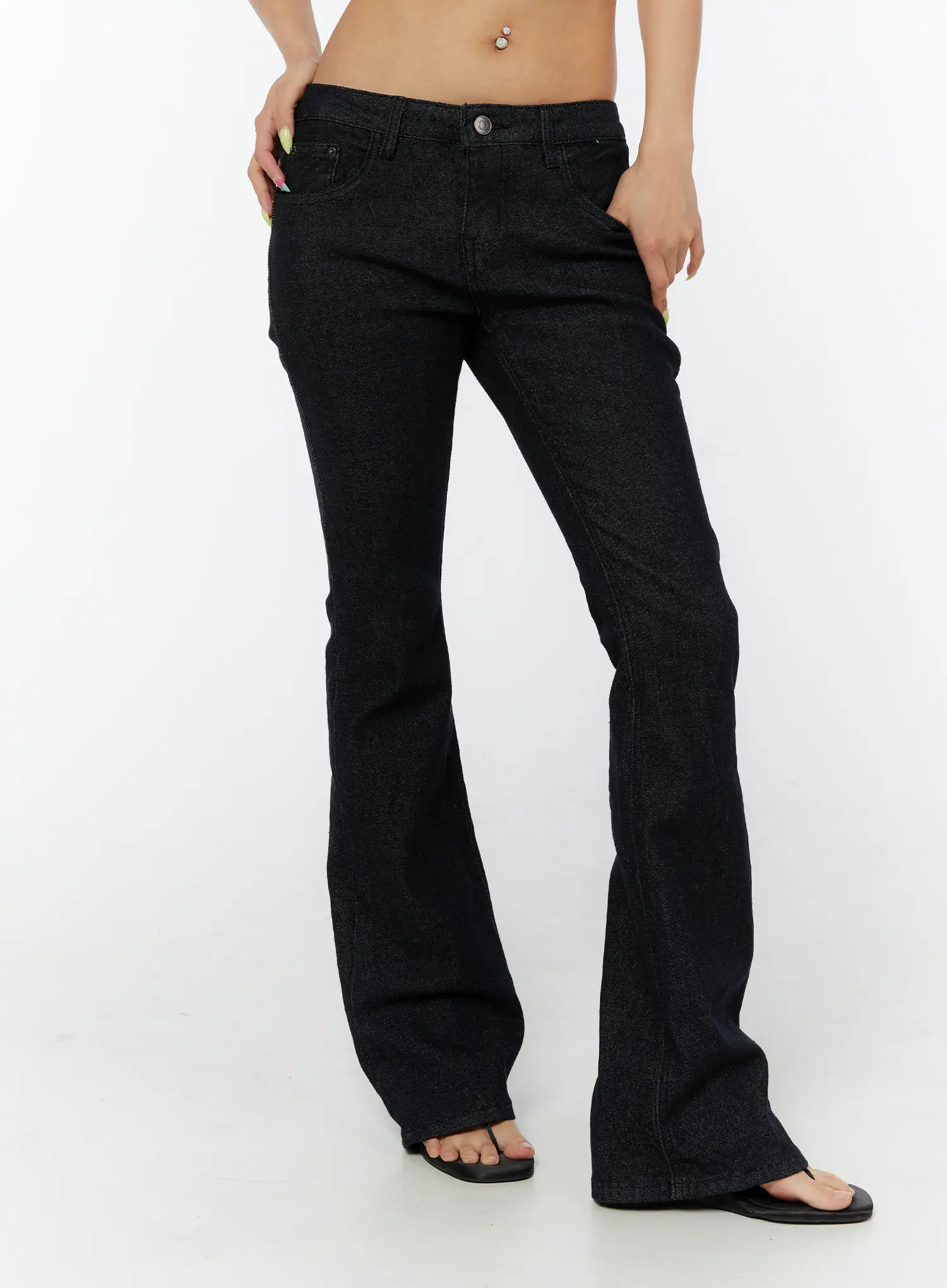 Jody No-Fade Hip-Pad Bootcut Jeans CY520 - Image 9