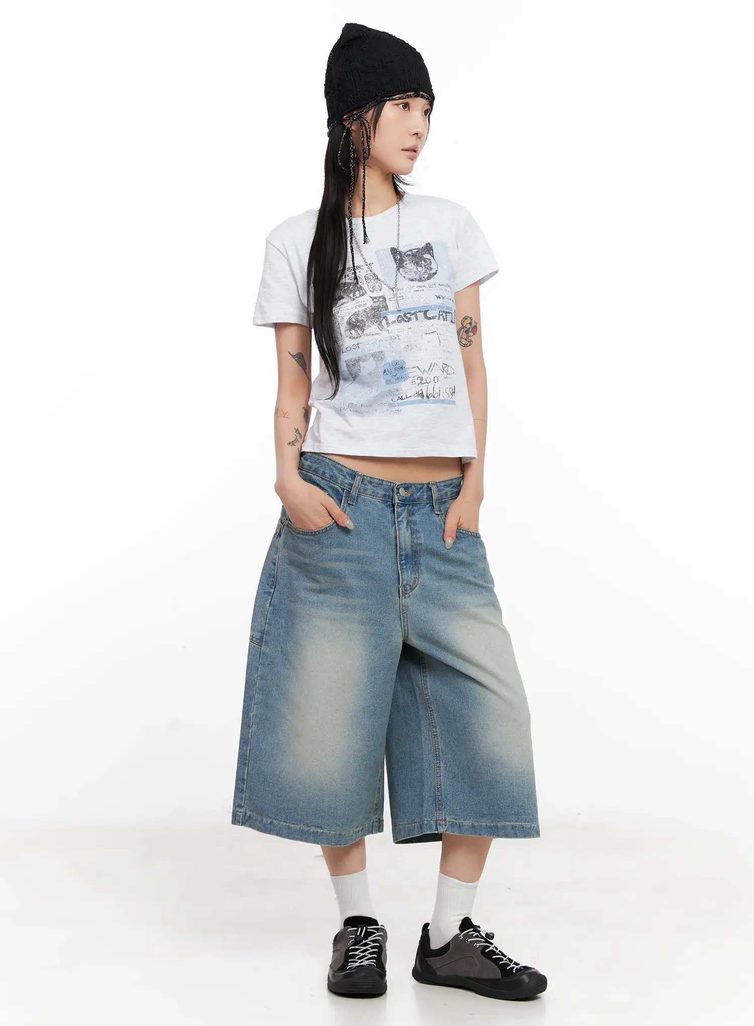Kitty Graphic Cropped Tee CL525 - Image 4