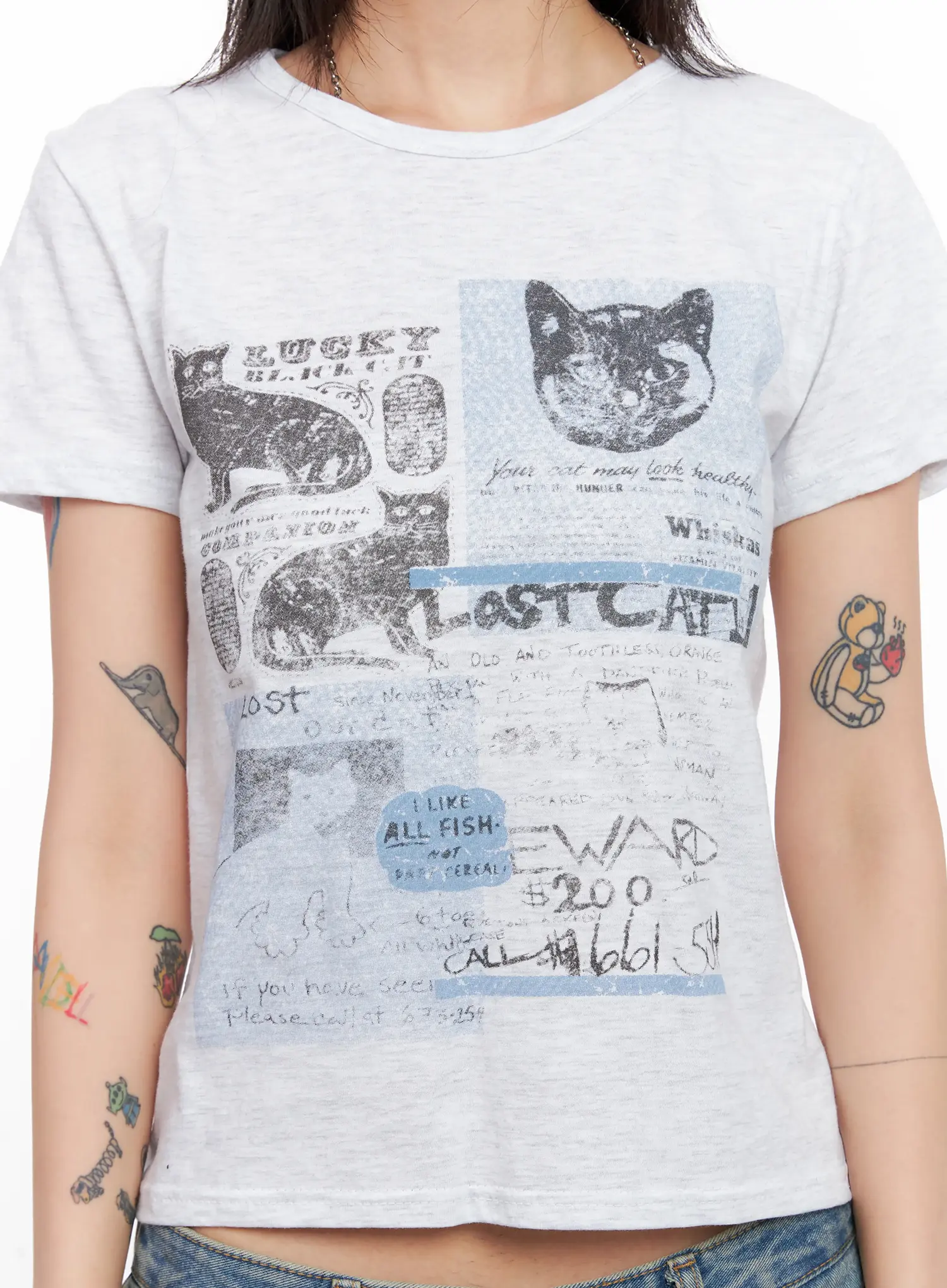 Kitty Graphic Cropped Tee CL525 - Image 5