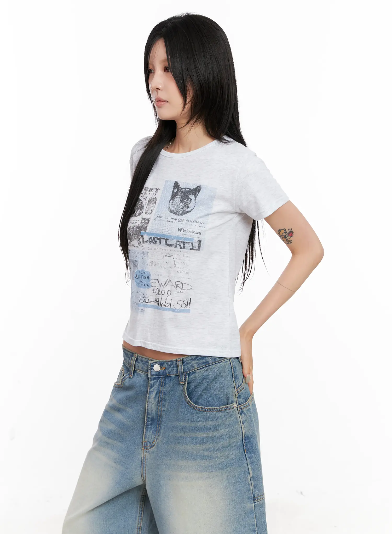 Kitty Graphic Cropped Tee CL525 - Image 6