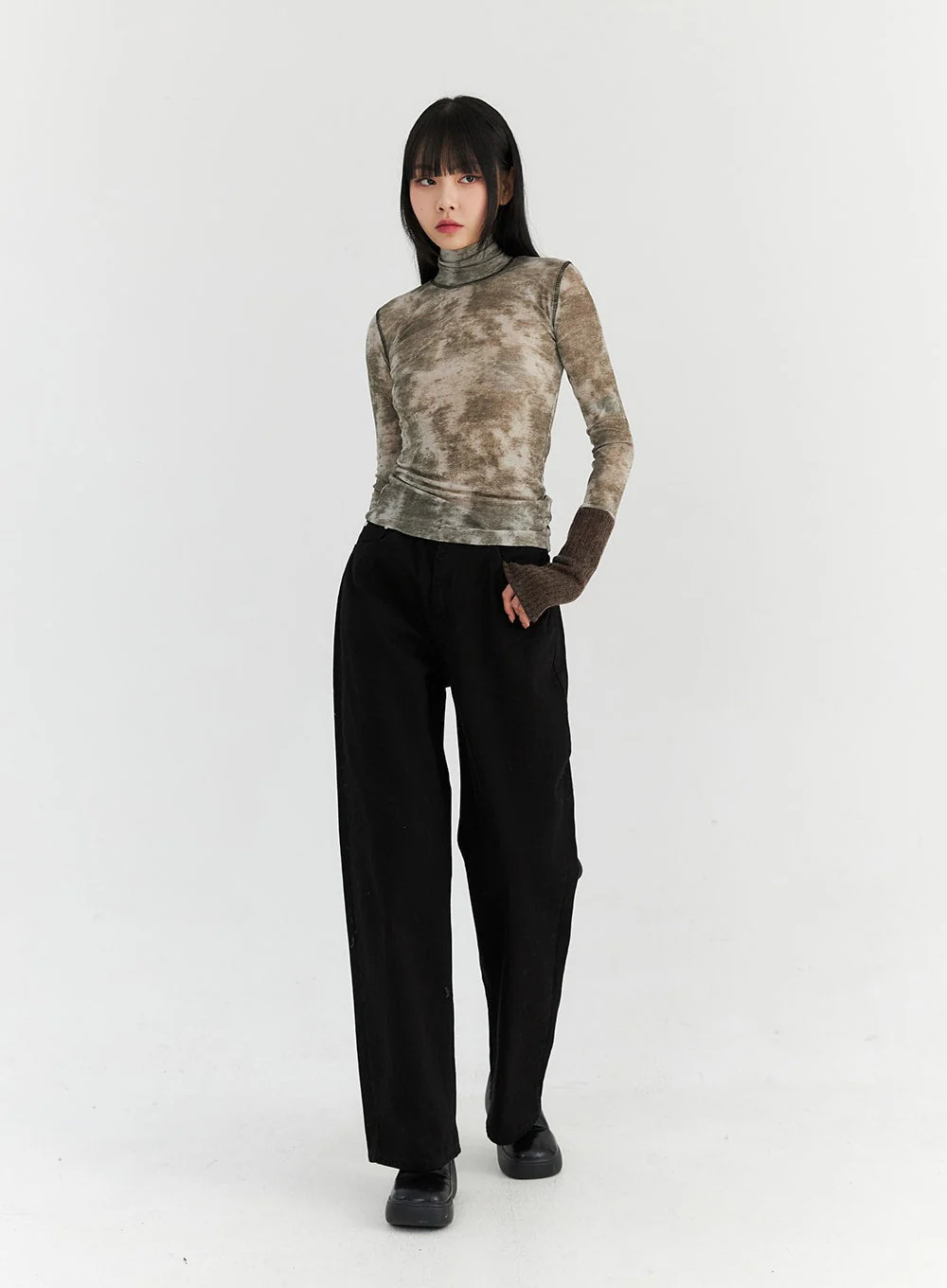Knit Sleeve Printed Turtleneck Top CN306 - Image 2