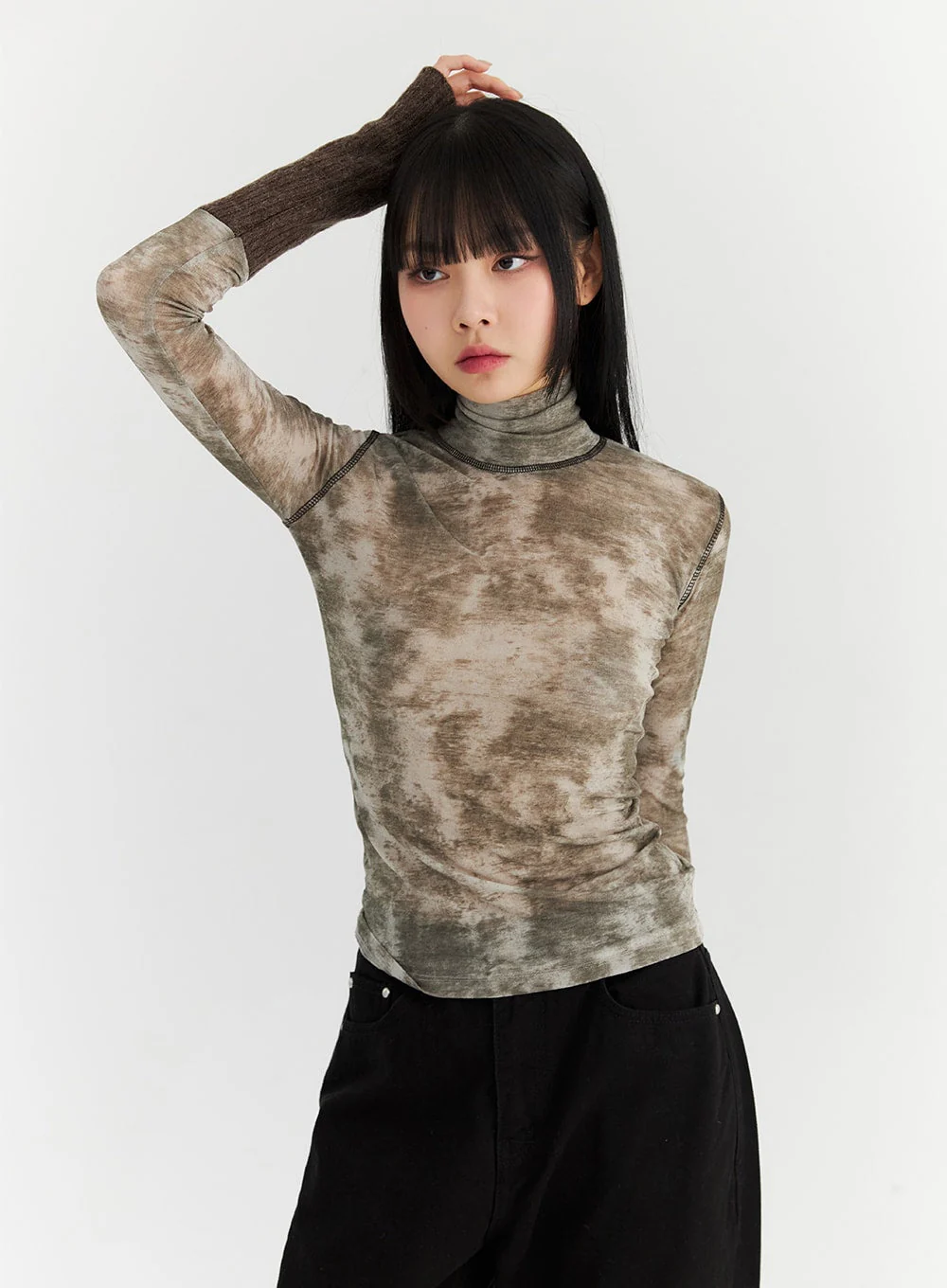 Knit Sleeve Printed Turtleneck Top CN306 - Image 5