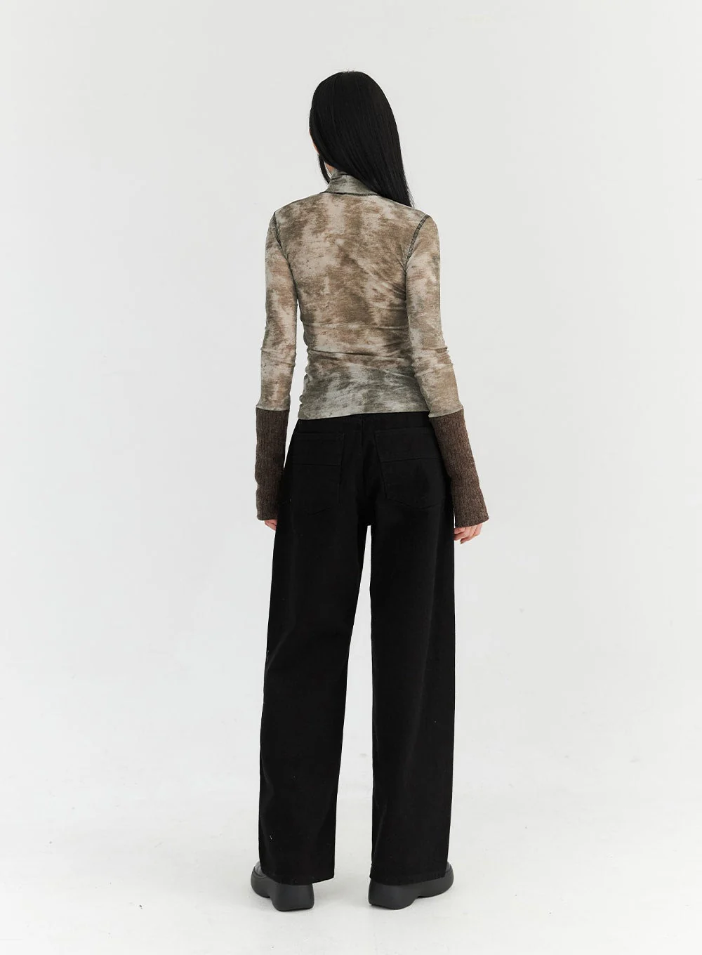 Knit Sleeve Printed Turtleneck Top CN306 - Image 7