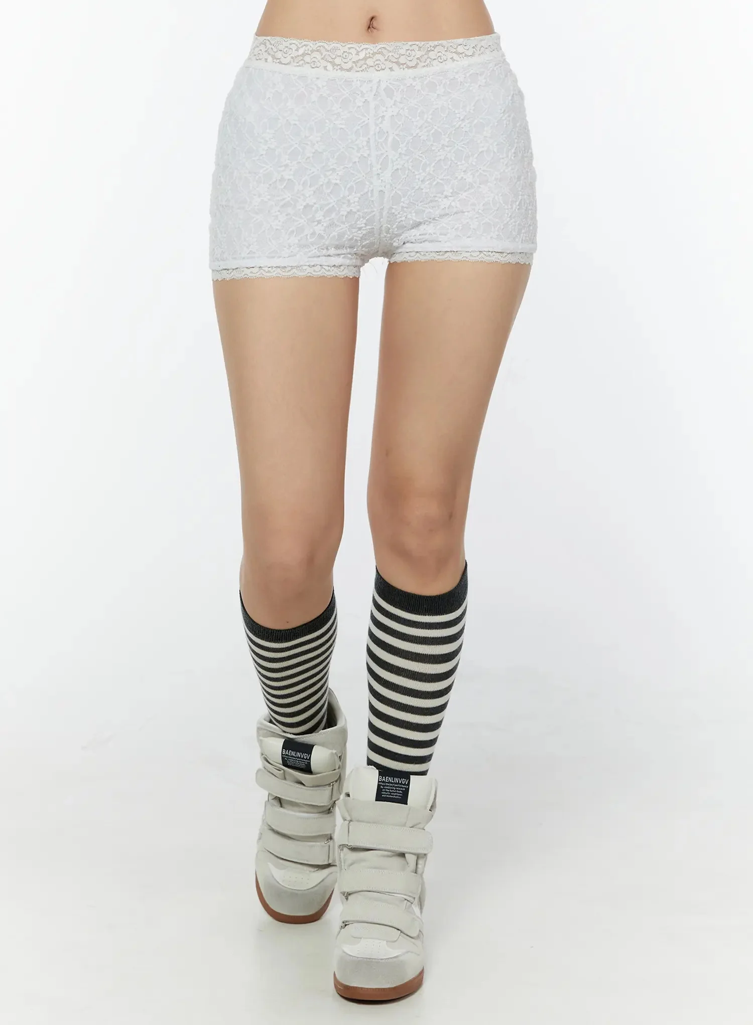 Lace Layered Micro Shorts IU524 - Image 9