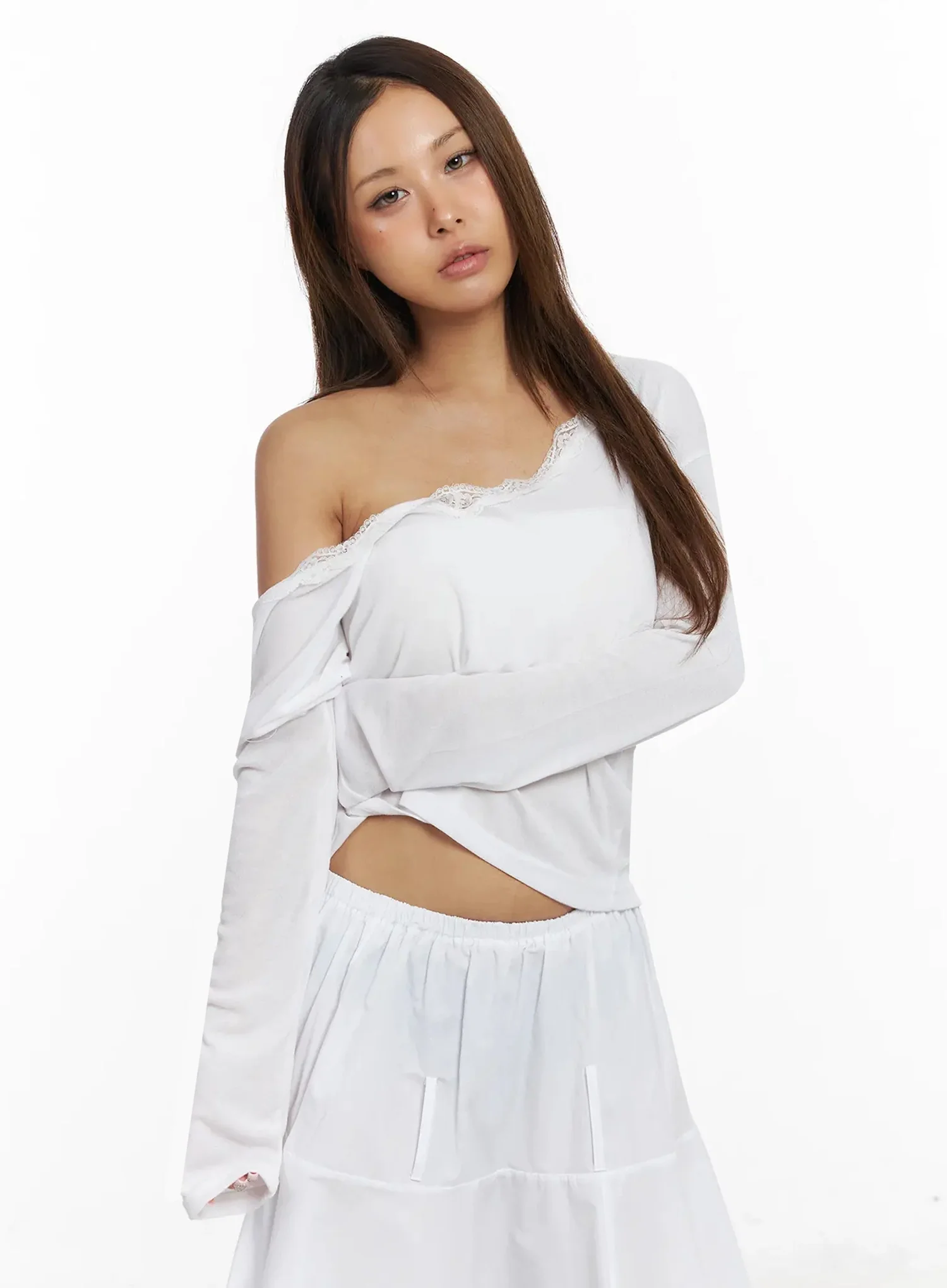 Lace Trim V-Neck Relaxed Top IY504 - Image 14