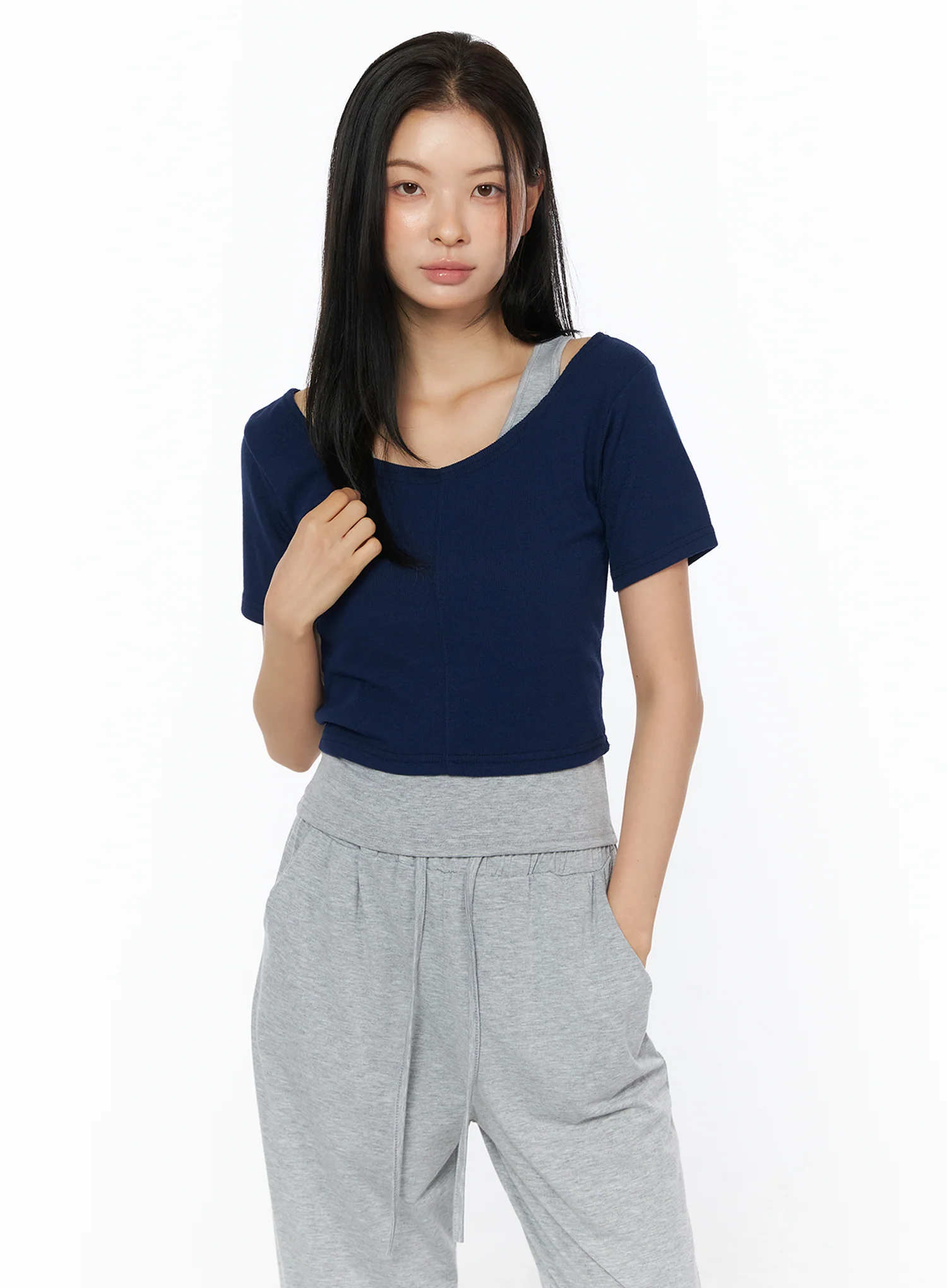 Layered Halter Neck Ribbed Tee IU519 - Image 11