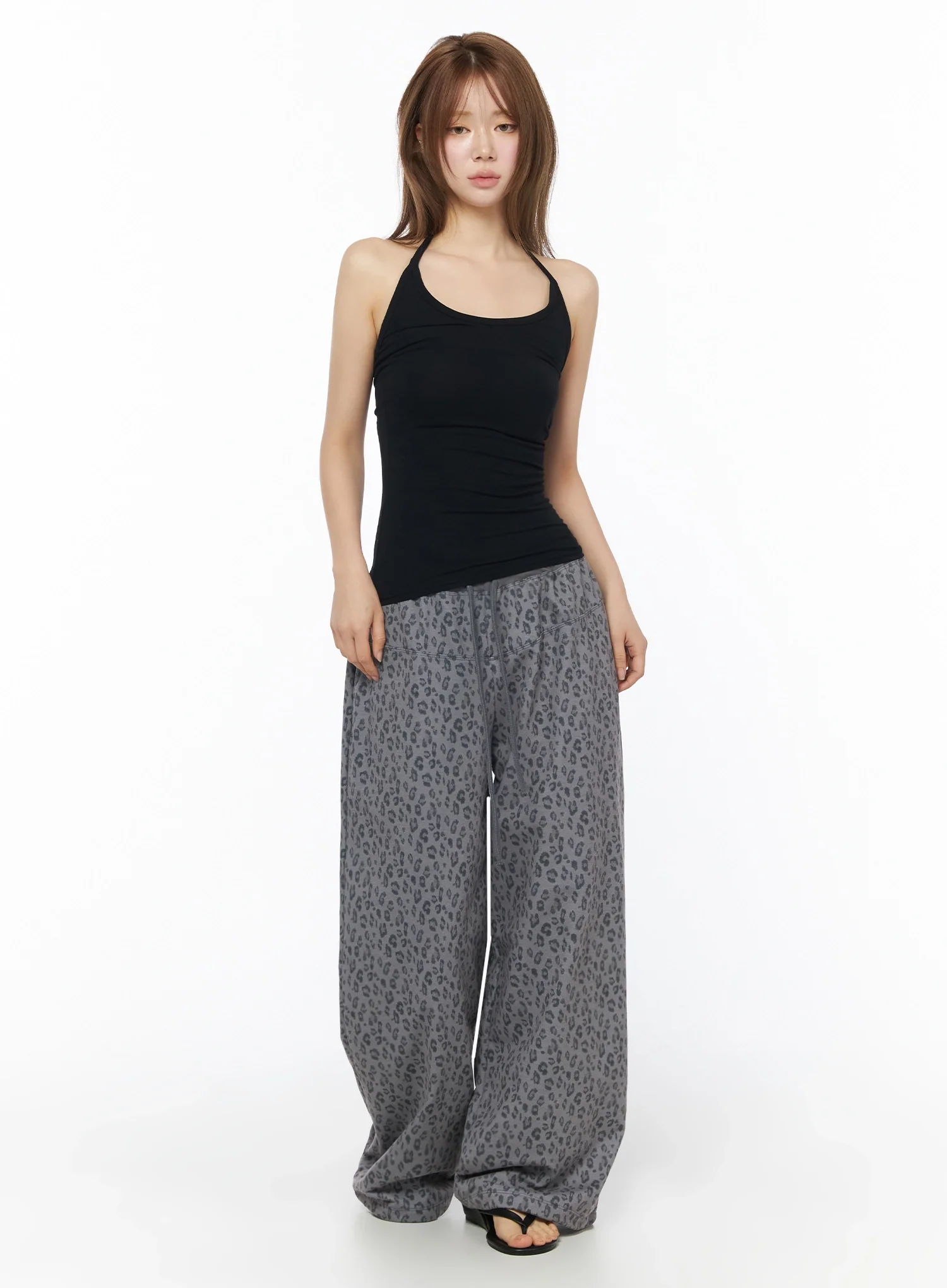 Leopard Print Wide-Leg Sweatpants IU525 - Image 3