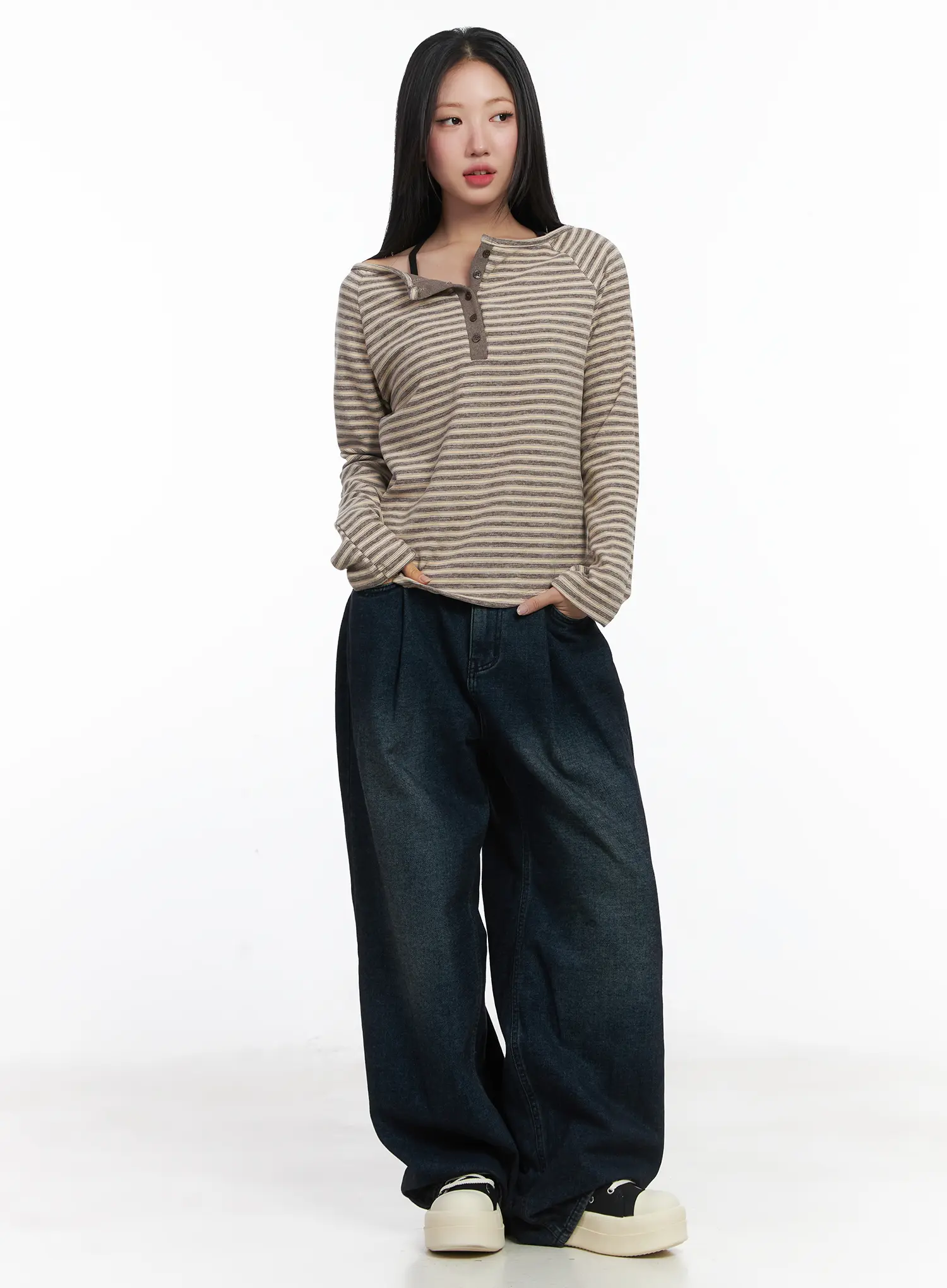 Lettie Fleece Pintuck Wide Leg Jeans CD529 - Image 5