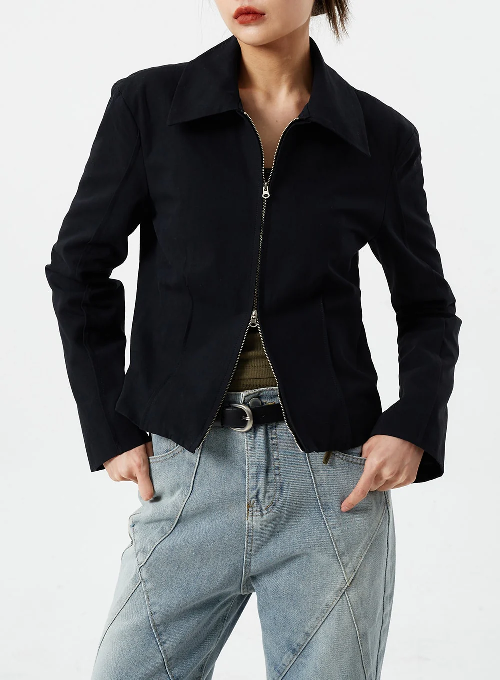 Light Wash Straight Leg Jeans CM307 - Image 11