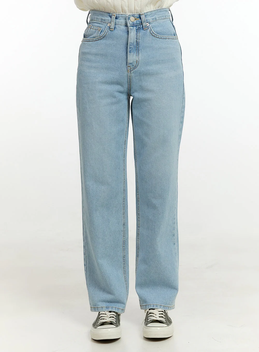Light Washed Straight Jeans OL423